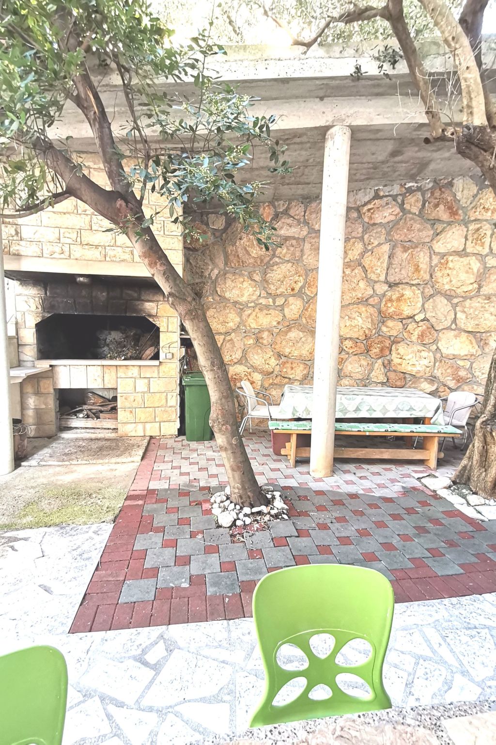 Weiße Idylle auf dem blauen Meer-Binnen