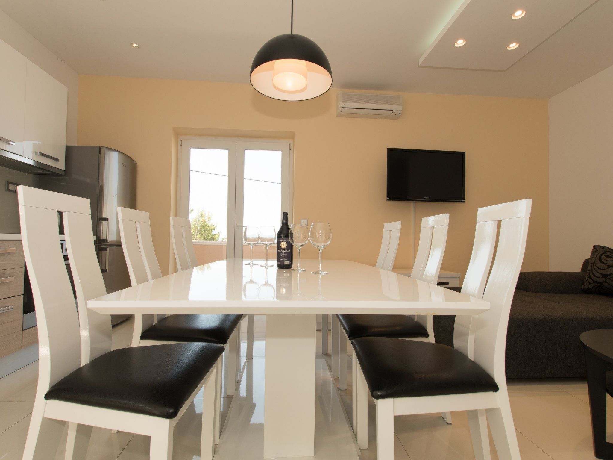 Matko's Oasis A1 3-Zimmer-Wohnung-Image-tags.info