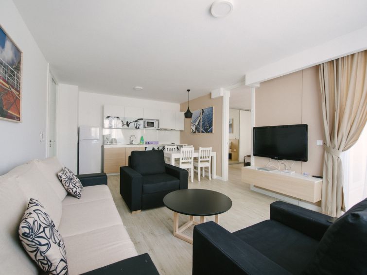 City Beach Apartments