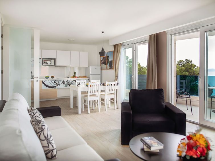 City Beach Apartments