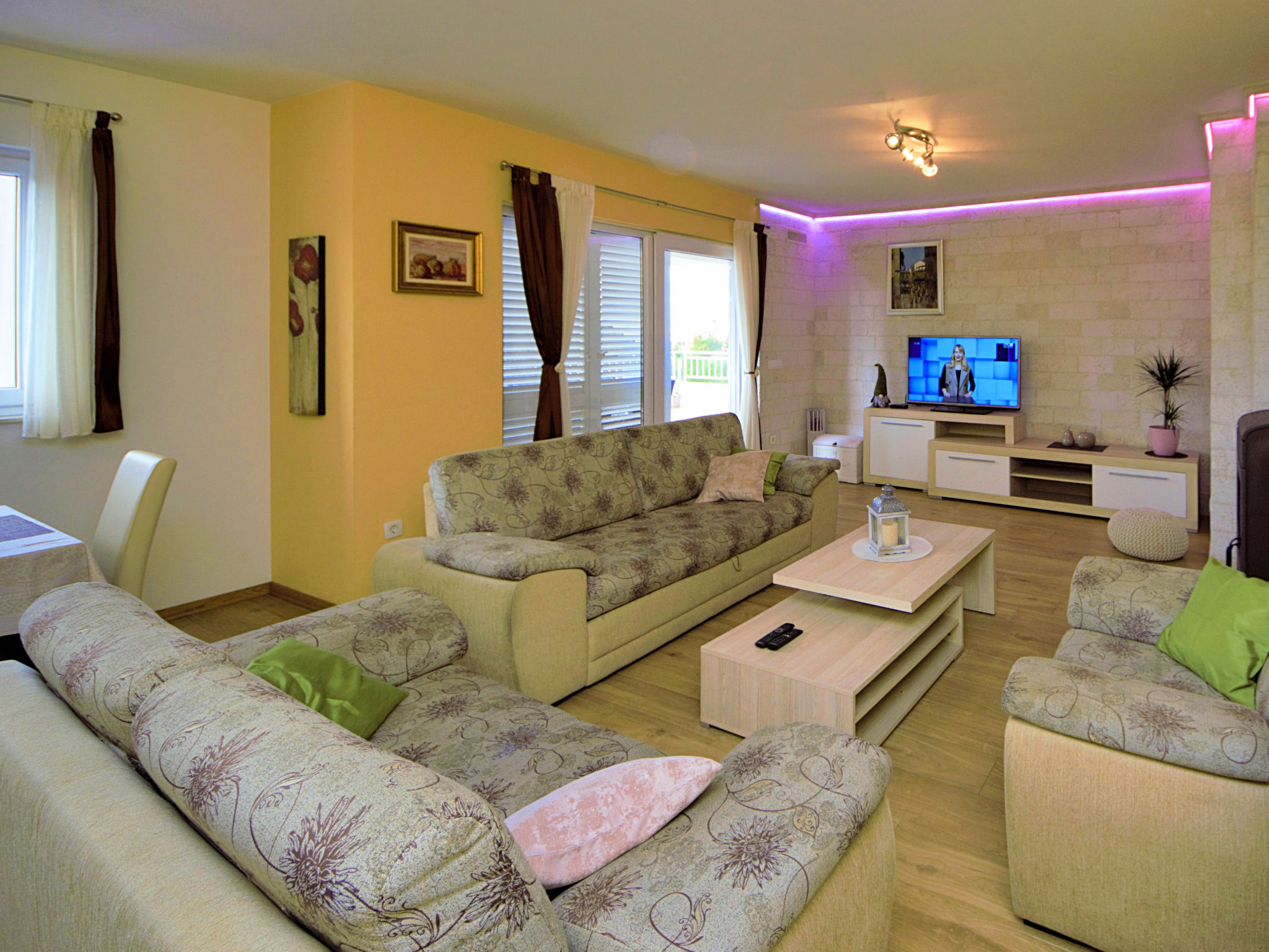 Villa Natasha – Séjour, photo 29 sur 42