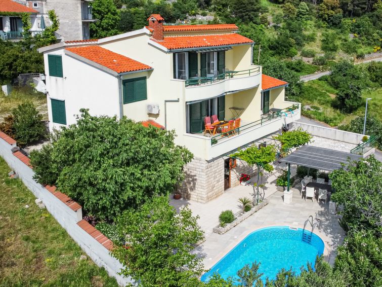 Search and Stay destination Veliko Brdo, Splitsko-dalmatinska županija - Croatia from AU$ 533. Drago