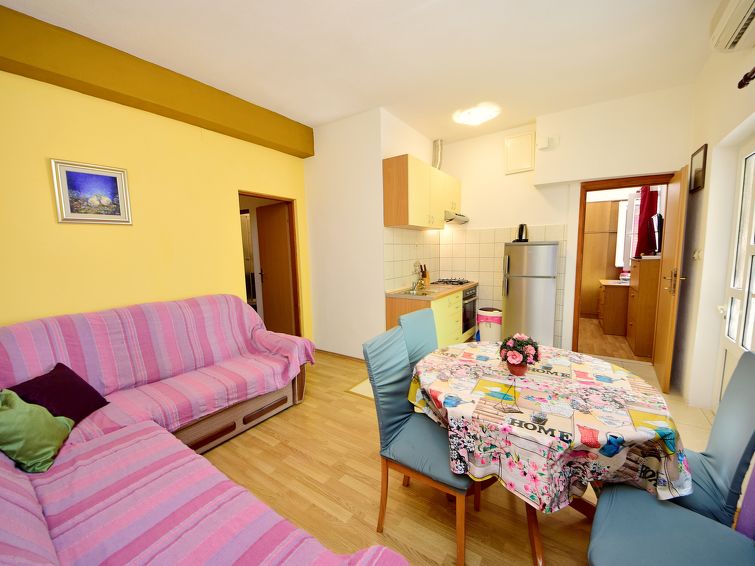 Search and Stay destination Veliko Brdo, Splitsko-dalmatinska županija - Croatia from AU$ 105. Mario