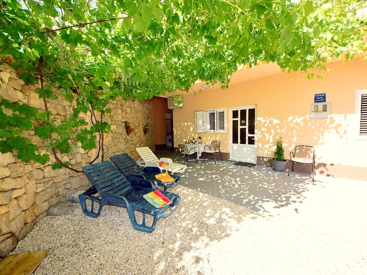 Search and Stay destination Veliko Brdo, Splitsko-dalmatinska županija - Croatia from AU$ 105. Mario