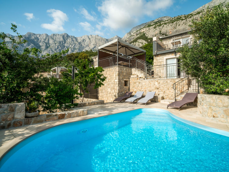 Vakantiehuis Belvedere in Makarska met verwarmd privézwembad in Makarska