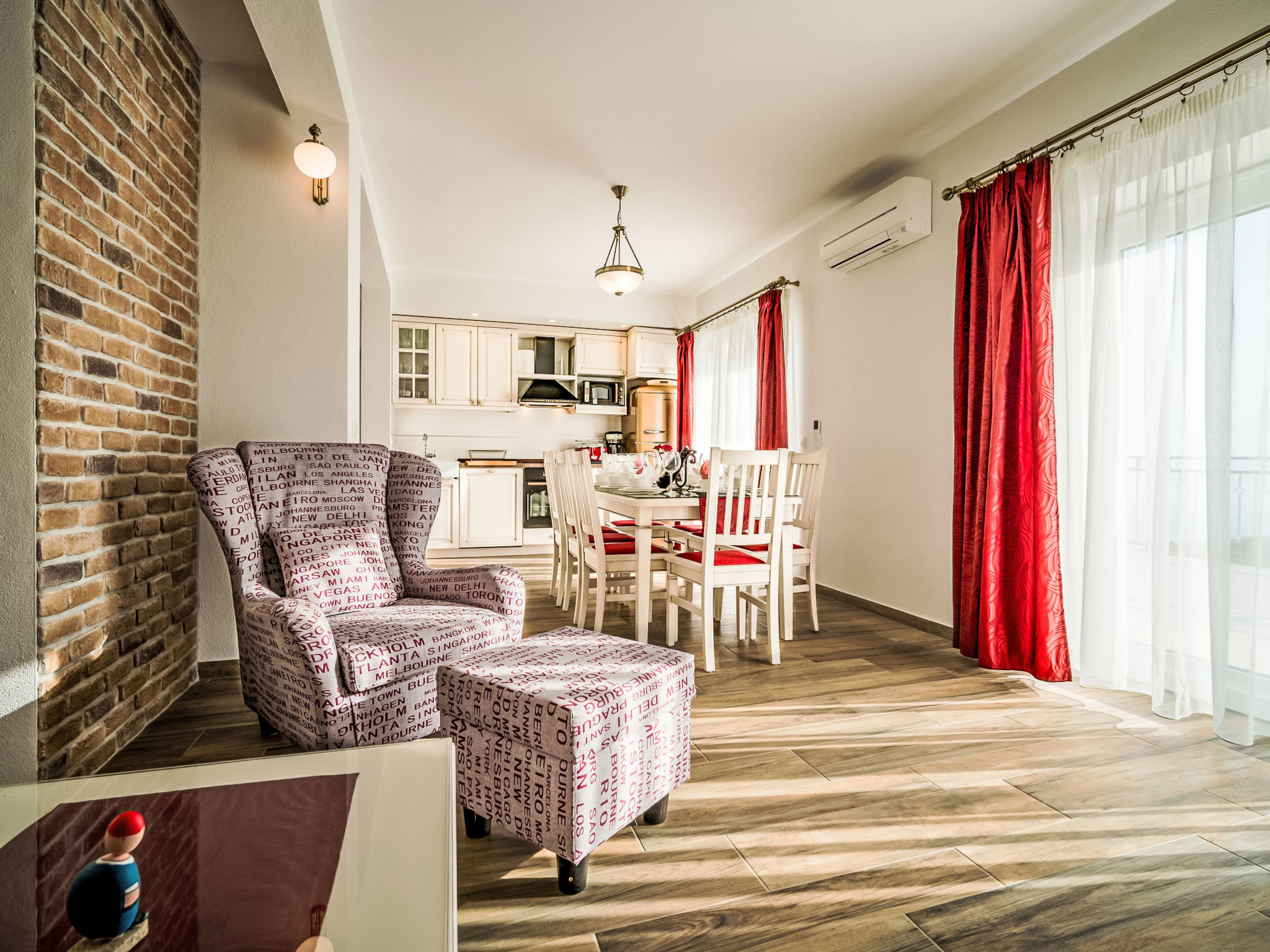 Maison Bellavista – Cuisine et coin repas, photo 6 sur 27