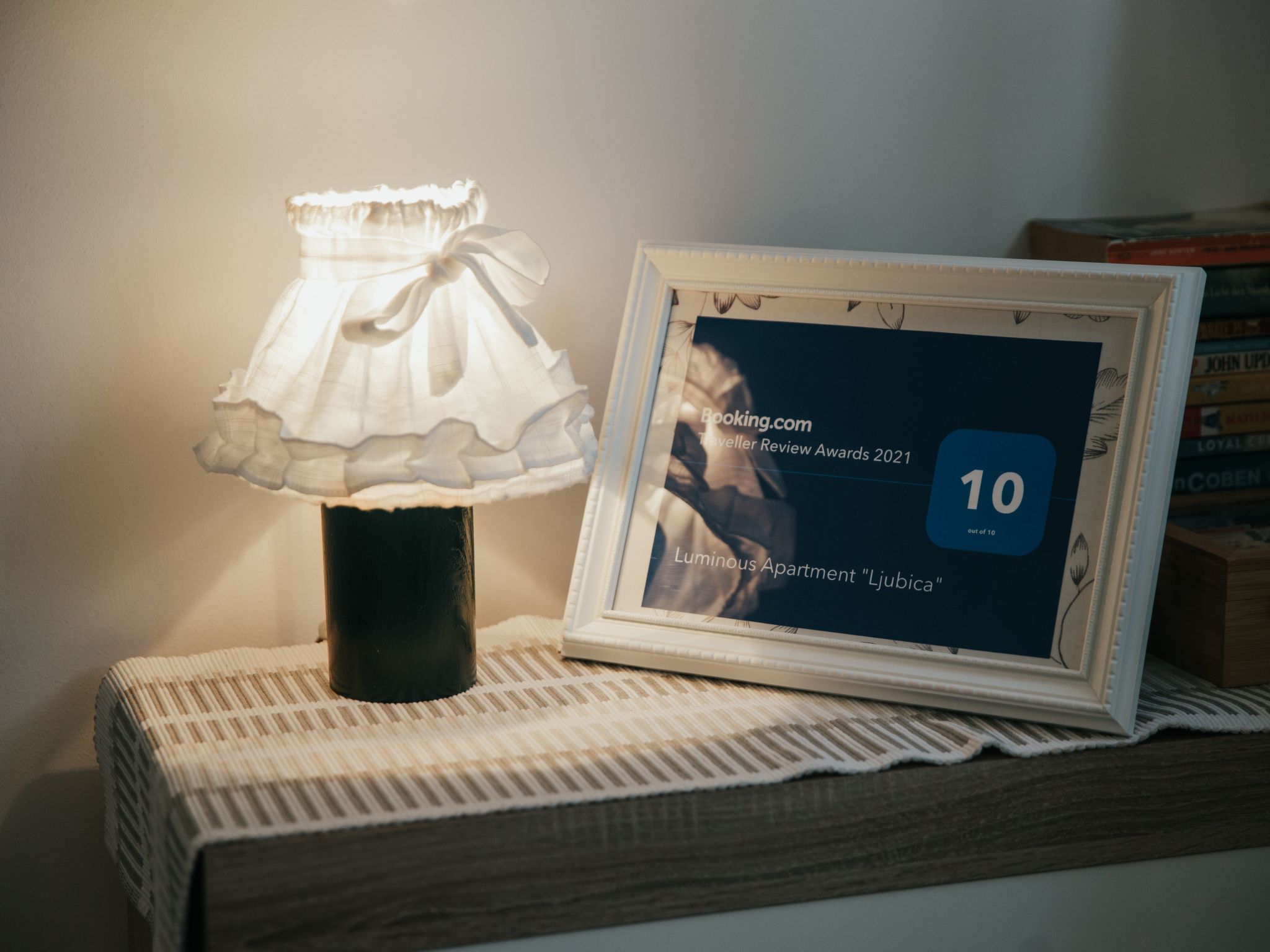 Apartment mit kleiner Terrasse-Image-tags.info