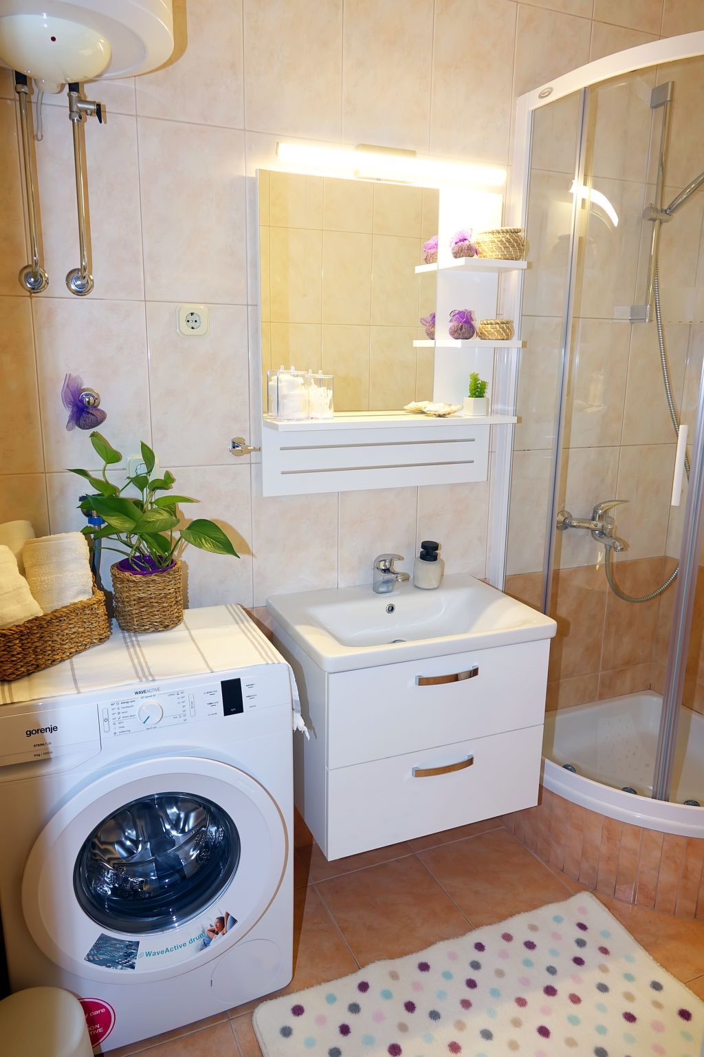 Apartment mit kleiner Terrasse-Image-tags.info