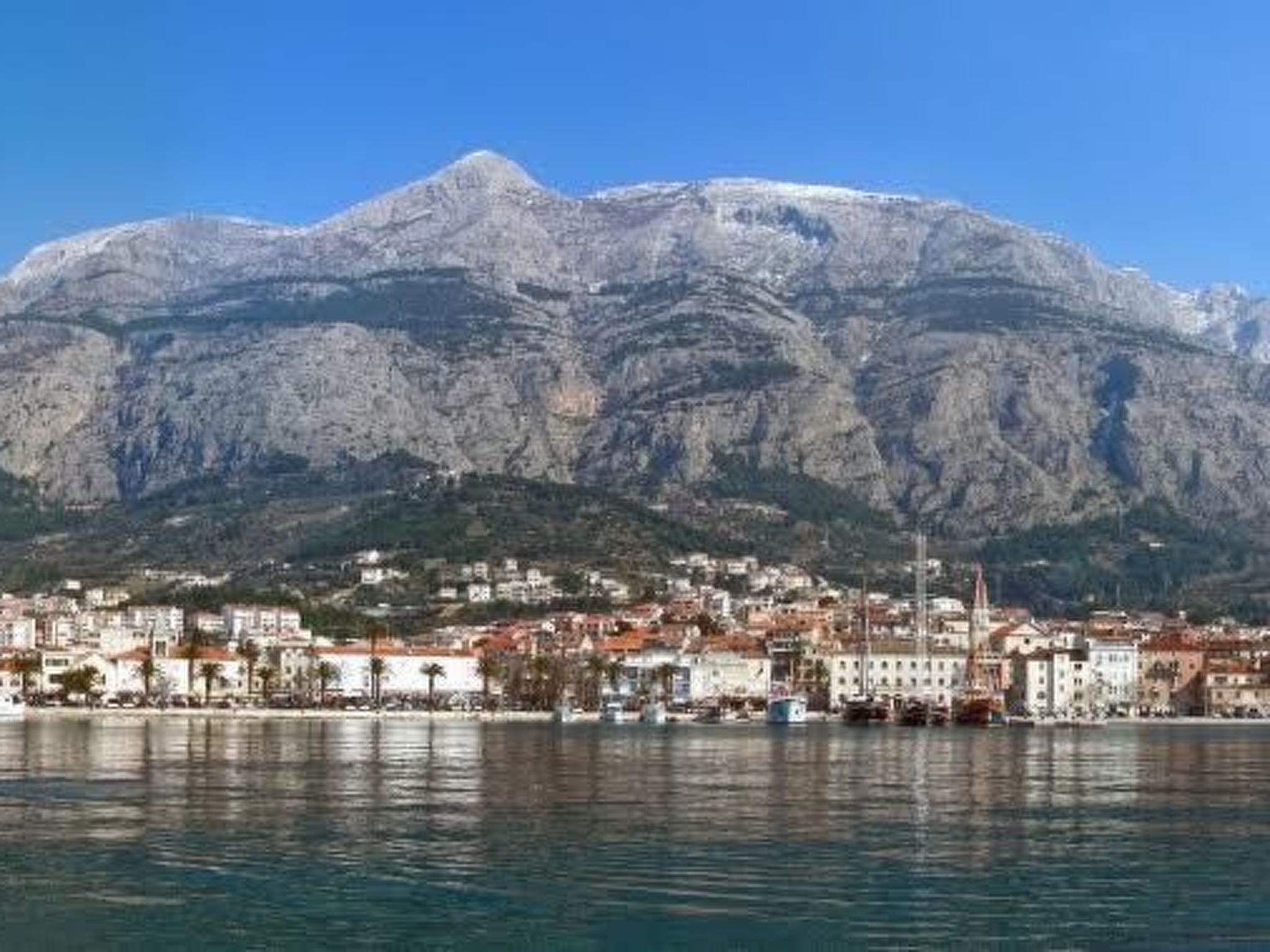 Apartment mit kleiner Terrasse-Buiten
