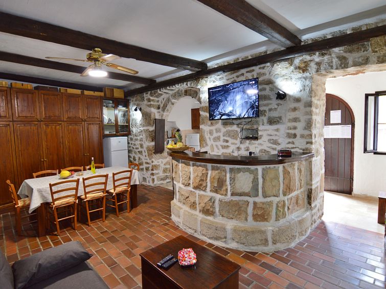 Search and Stay destination Brela, Splitsko-dalmatinska županija - Croatia from AU$ 438. Ivo (MKA230)
