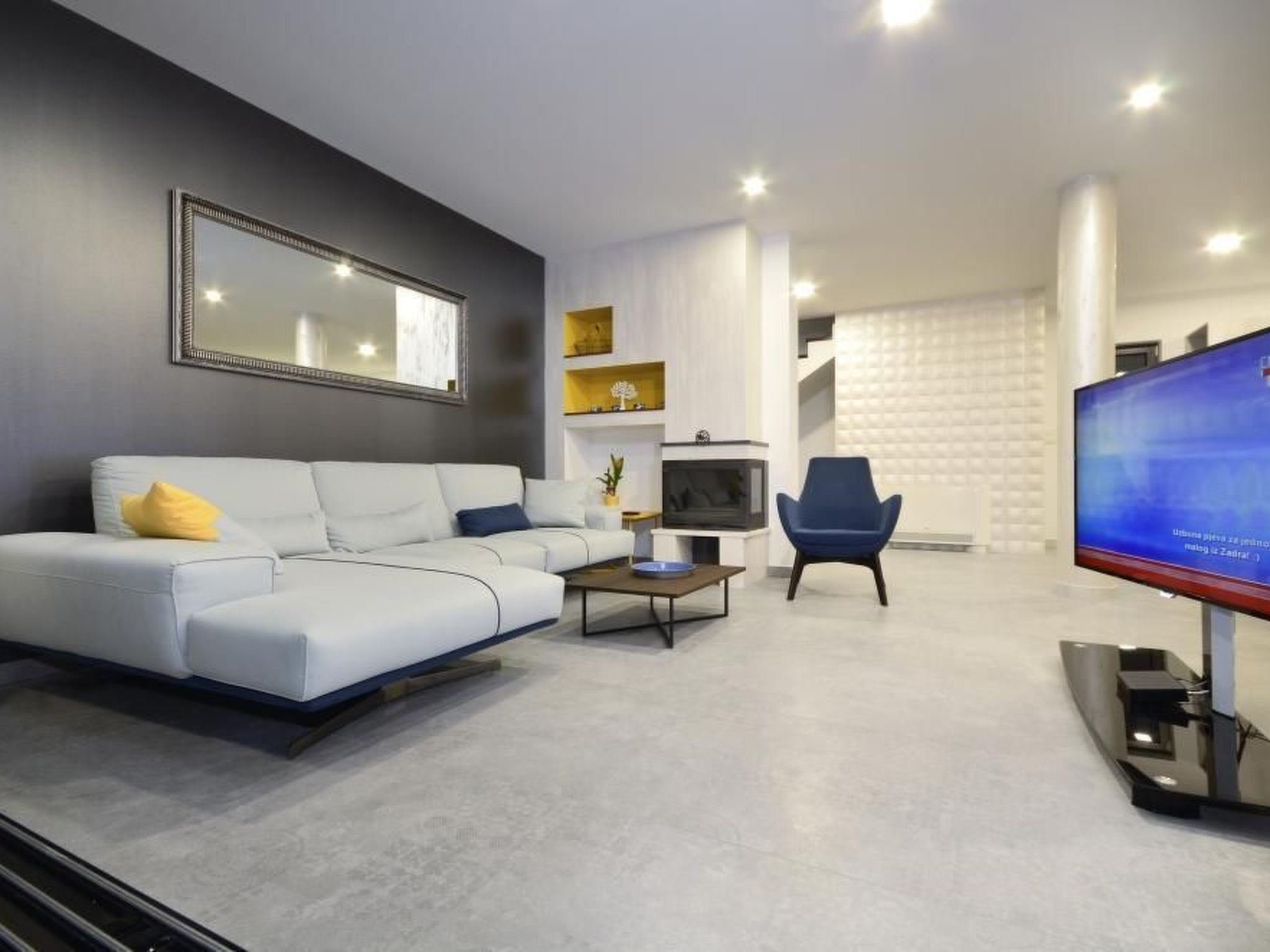 Ferienvilla "Nina 1" mit Infinity Pool-Dedans