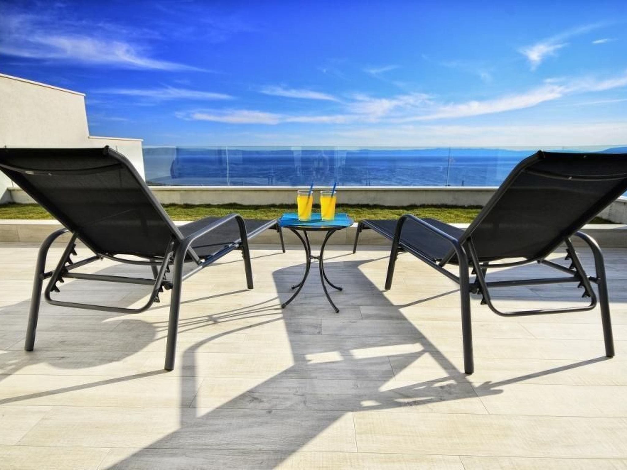 Ferienvilla "Nina 1" mit Infinity Pool — Terrace (4 of 31)