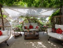 Appartement am Strand mit schöner großer Terrasse