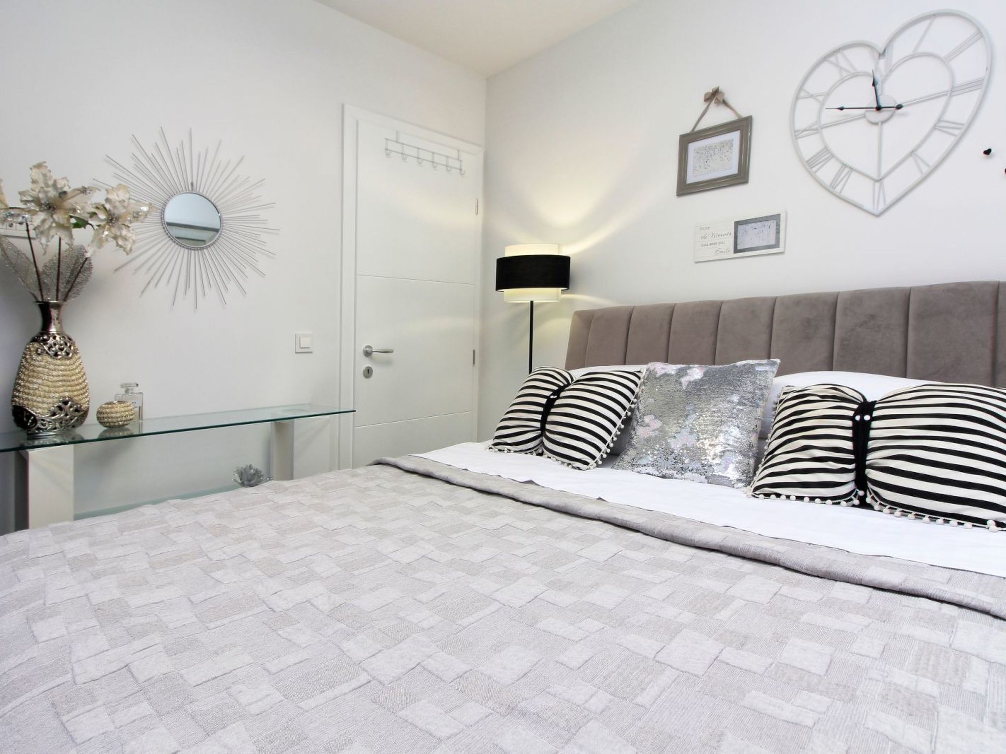 In Makarska mit Panoramablick-Inside