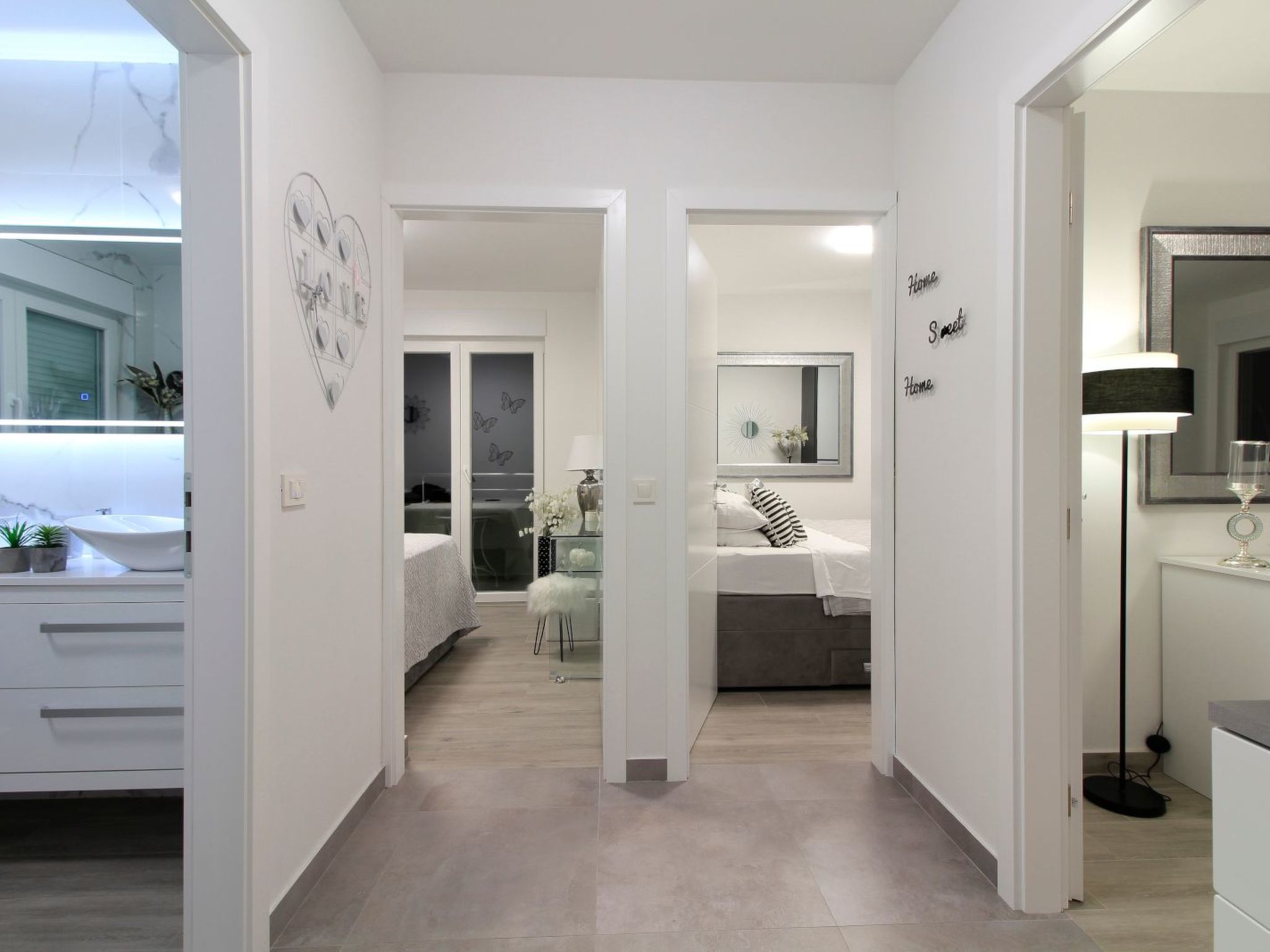 In Makarska mit Panoramablick-Inside