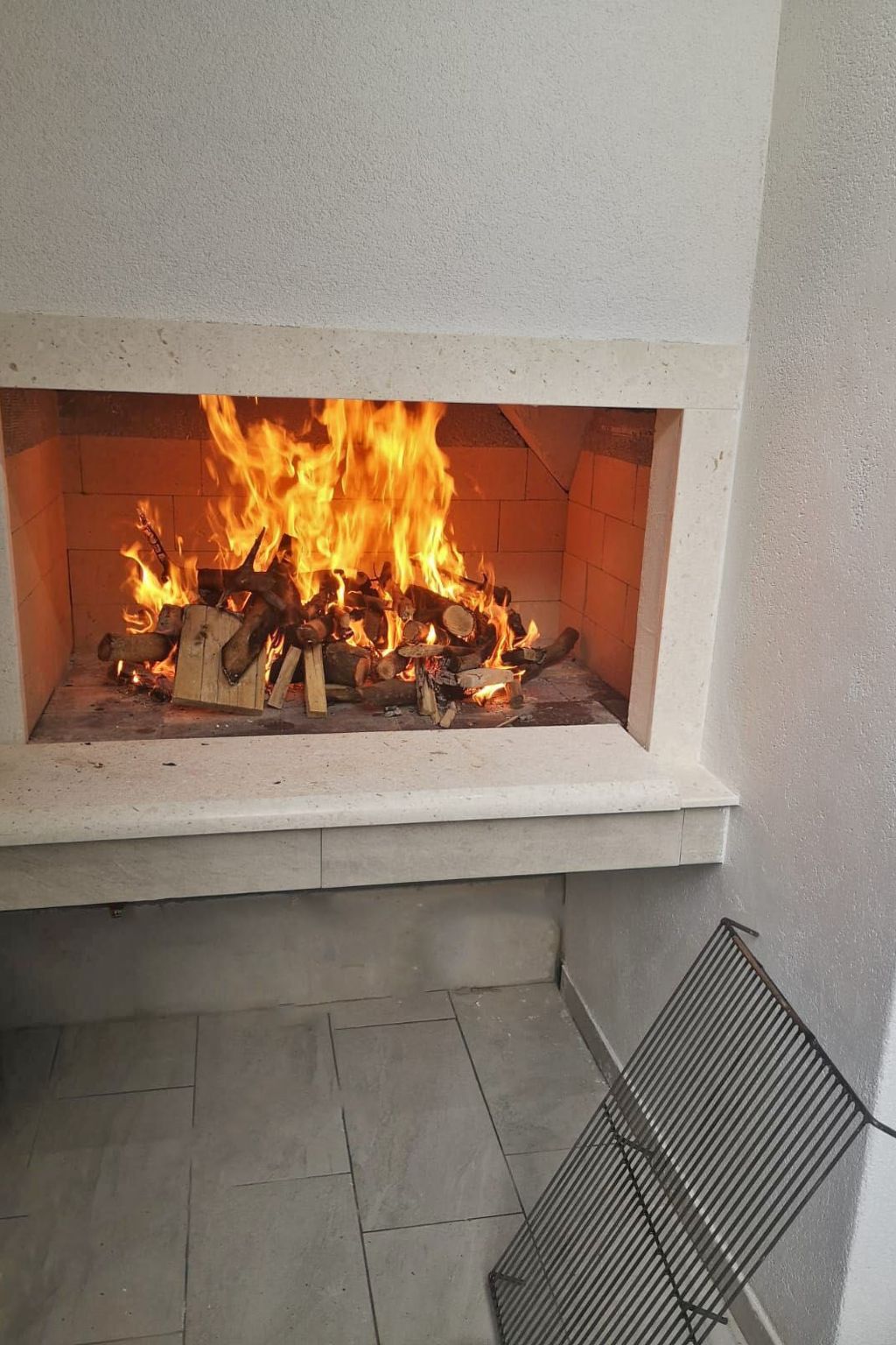 Große Wohnung in Zelenka mit Eigenem Balkon-Image-tags.info