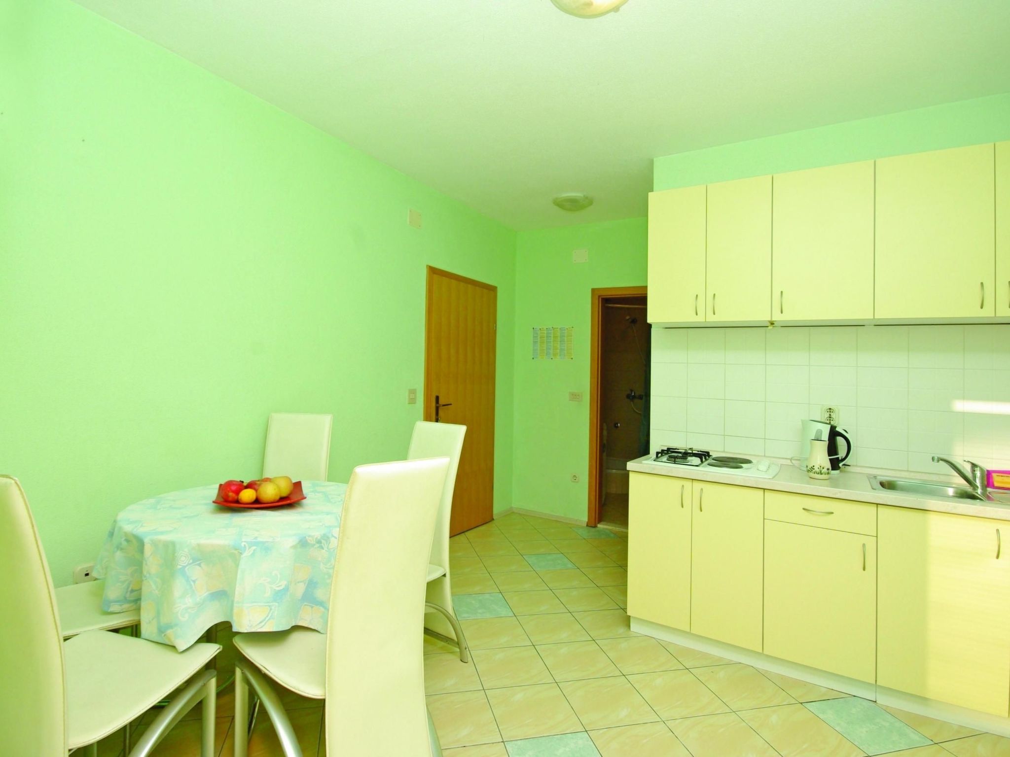 Große Wohnung in Zelenka mit Eigenem Balkon-Inside