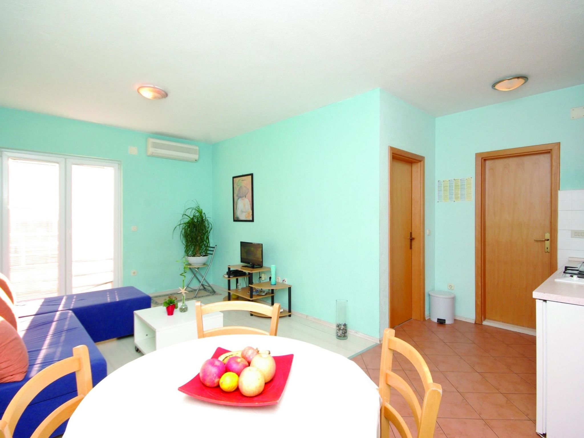 Große Wohnung in Zelenka mit Eigenem Parkplatz-Inside