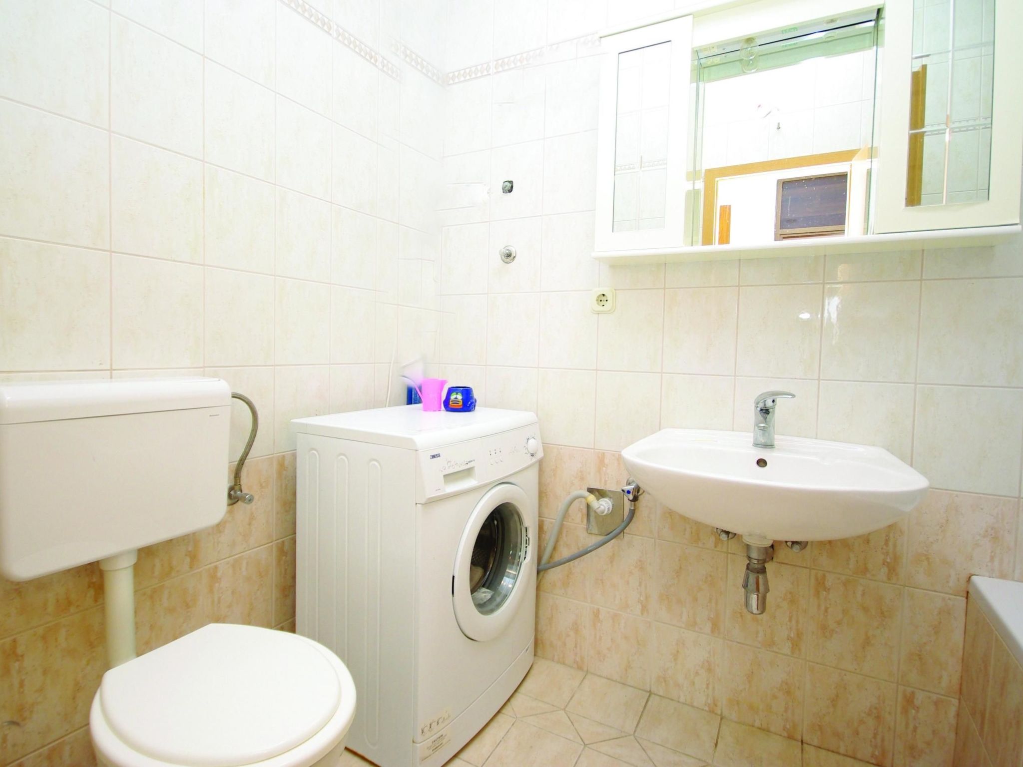 Große Wohnung in Zelenka mit Eigenem Parkplatz-Dedans