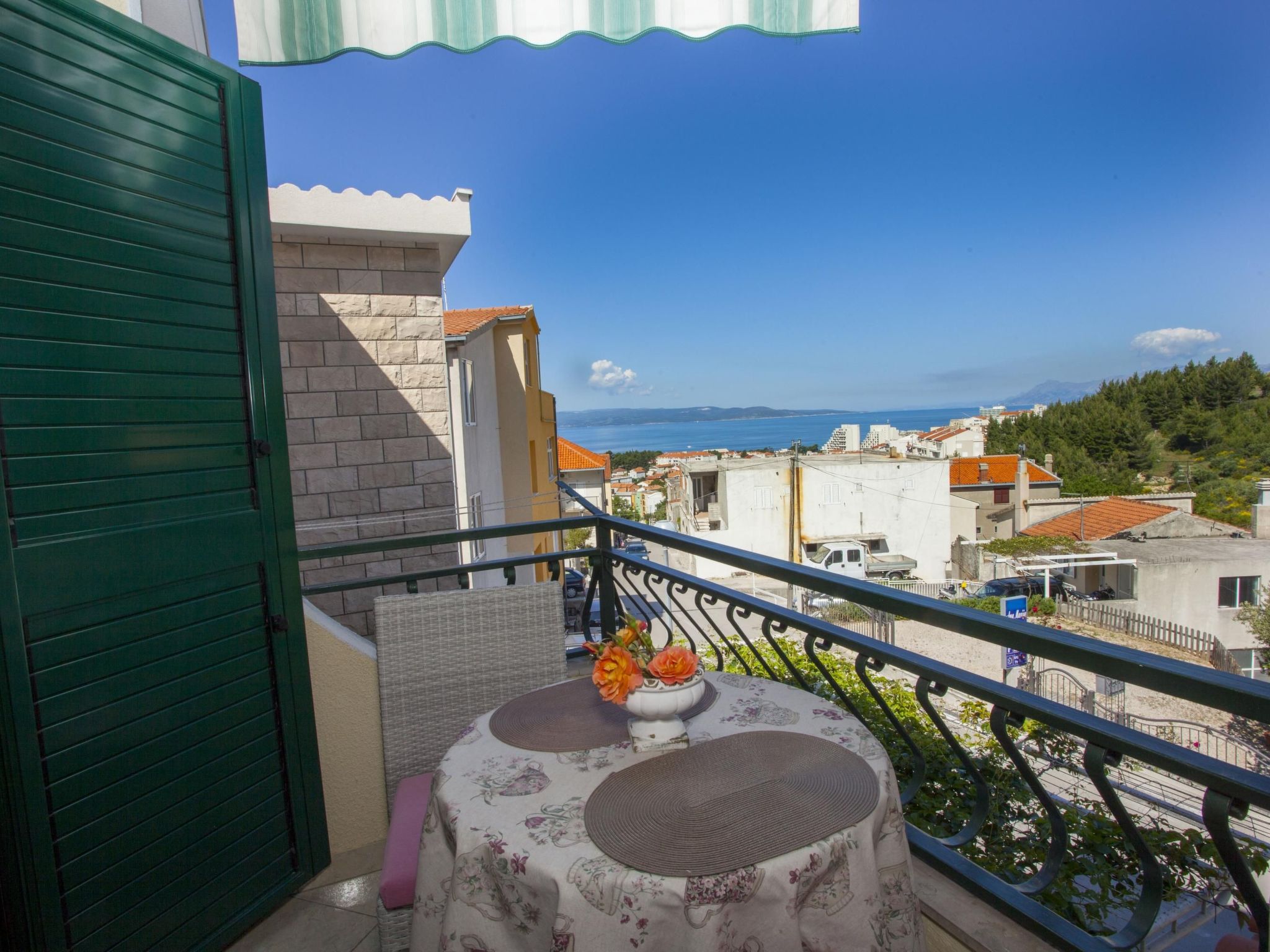 Komfortable Ferienwohnung mit Balkon-Image-tags.info