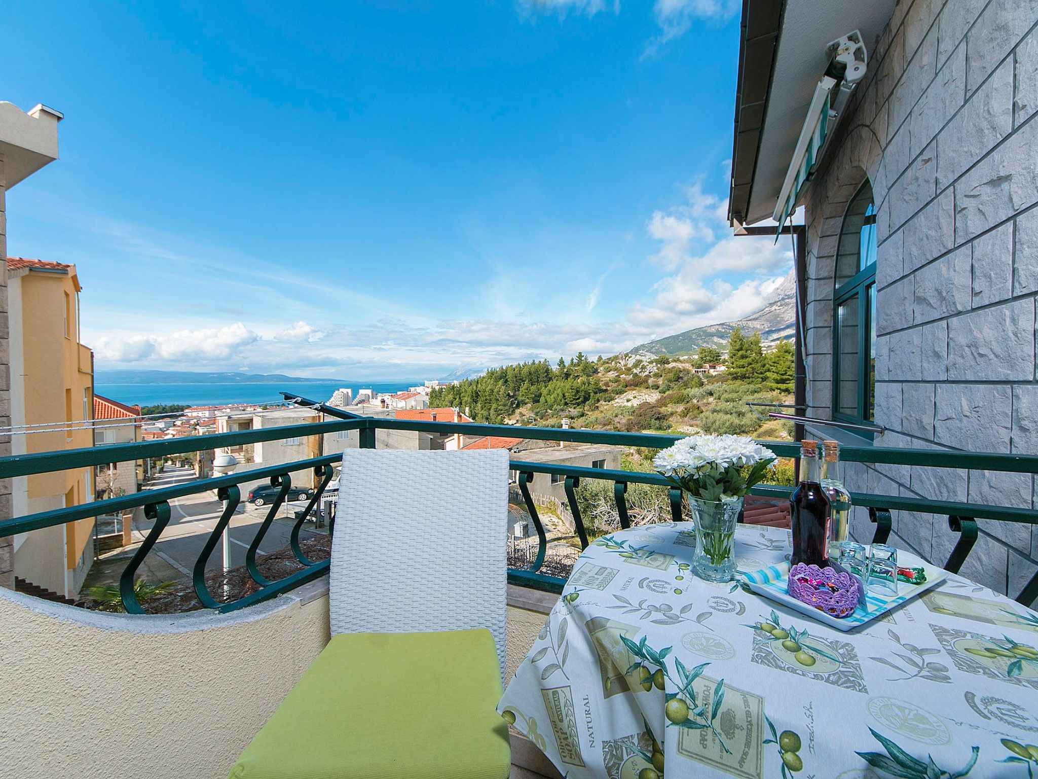 Komfortable Ferienwohnung mit Balkon-Image-tags.info