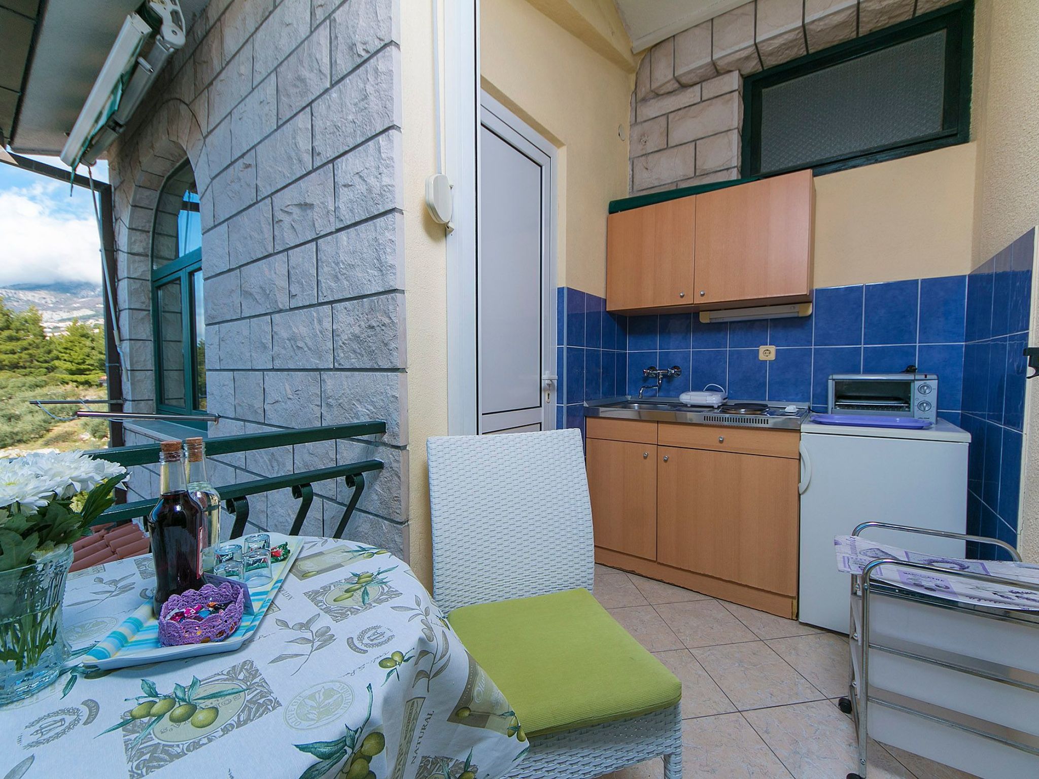 Komfortable Ferienwohnung mit Balkon-Image-tags.info