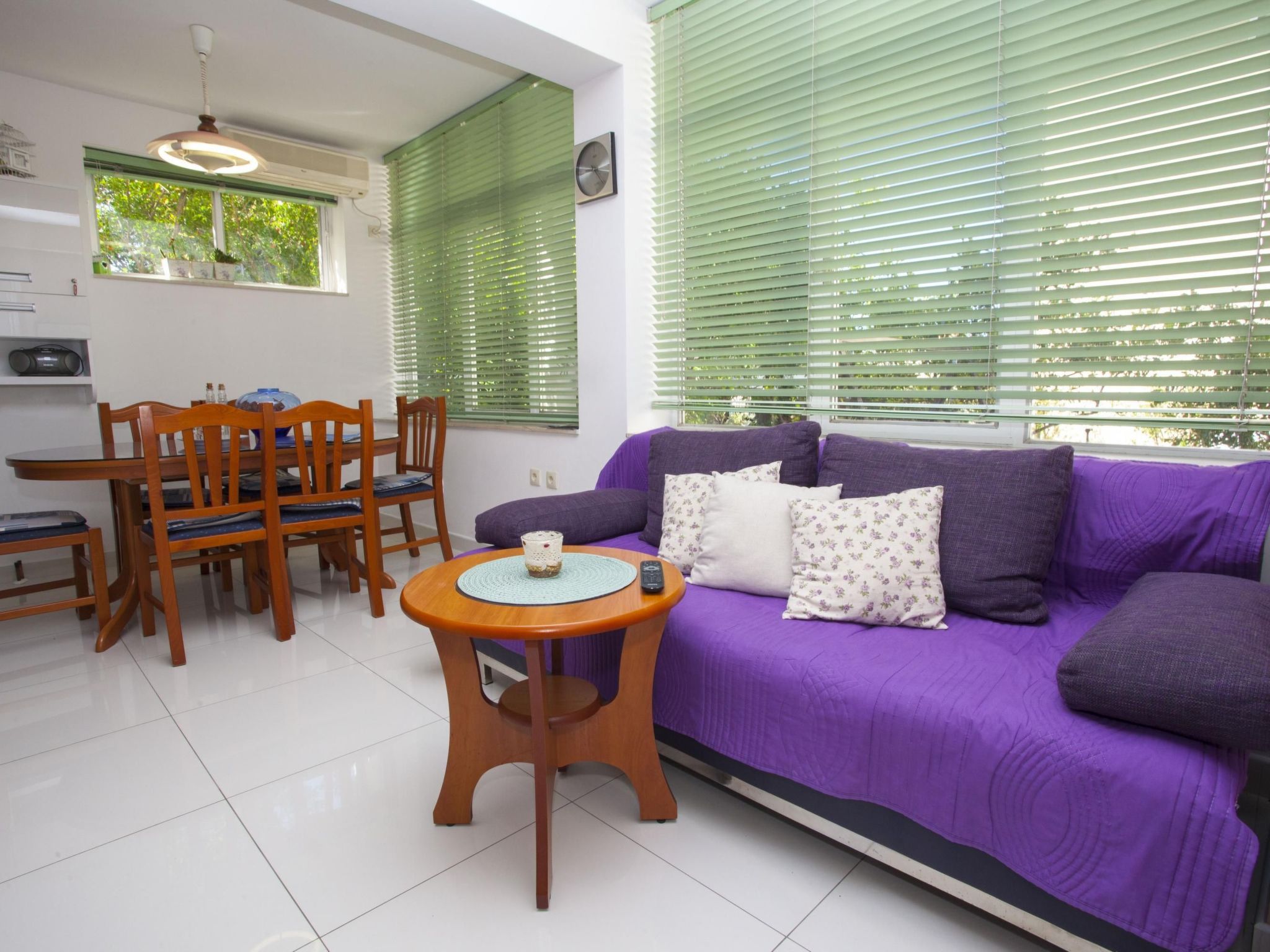 Komfortable Ferienwohnung mit Terrasse in Bidol