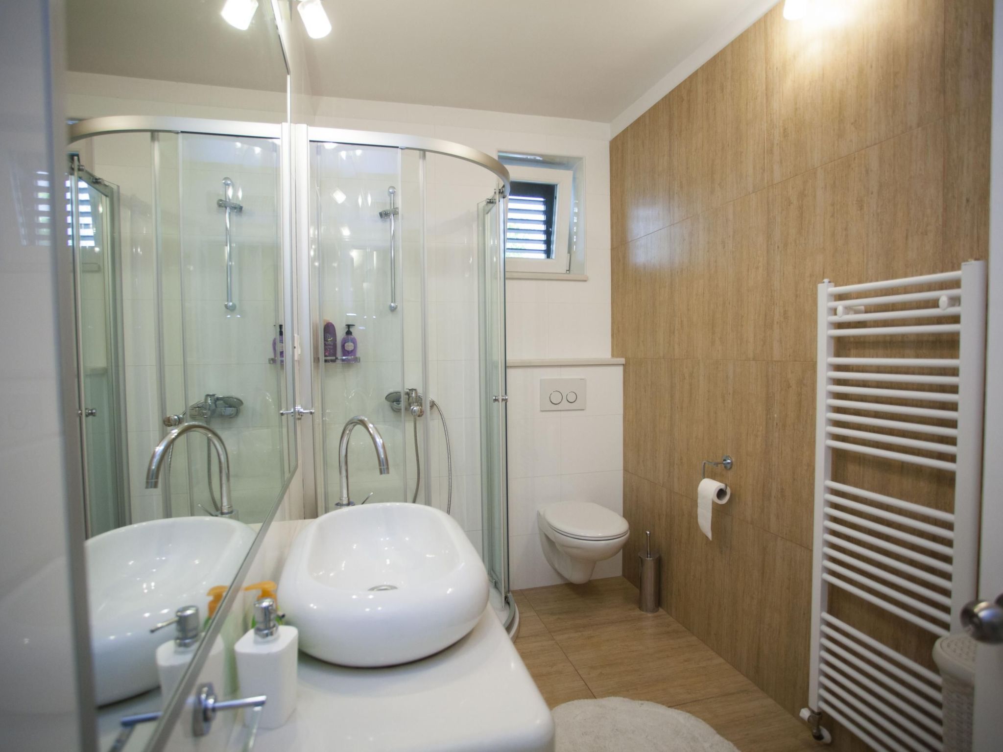 Komfortable Ferienwohnung mit Terrasse in Bidol-Image-tags.info