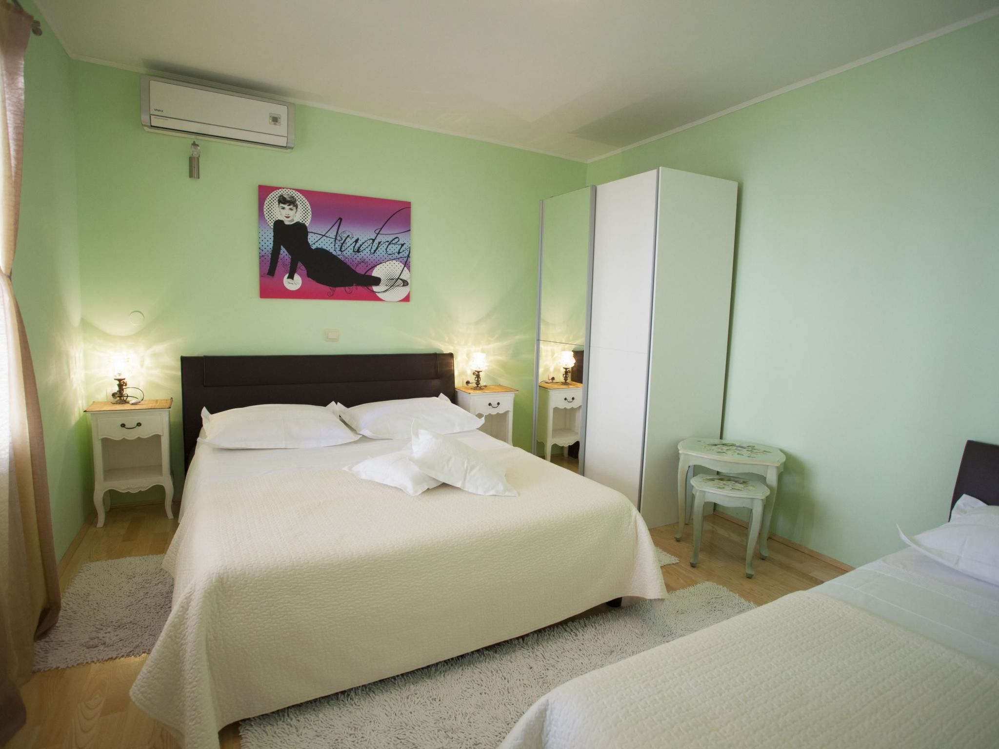 Komfortable Ferienwohnung mit Terrasse in Bidol-Image-tags.info