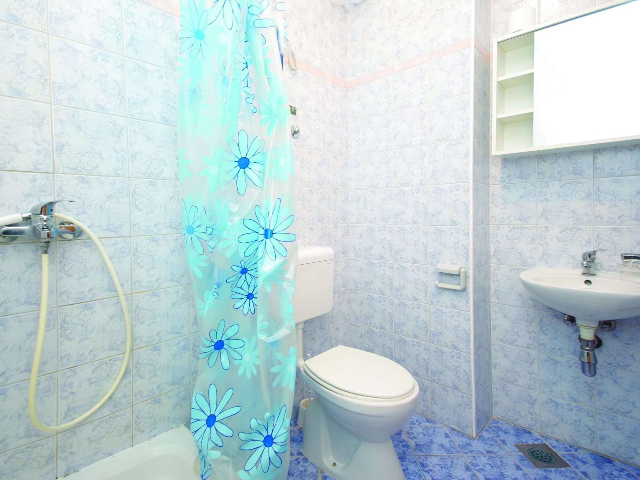 Für vier Personen-Image-tags.info