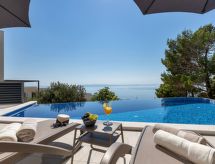 Villa Basak in Makarska