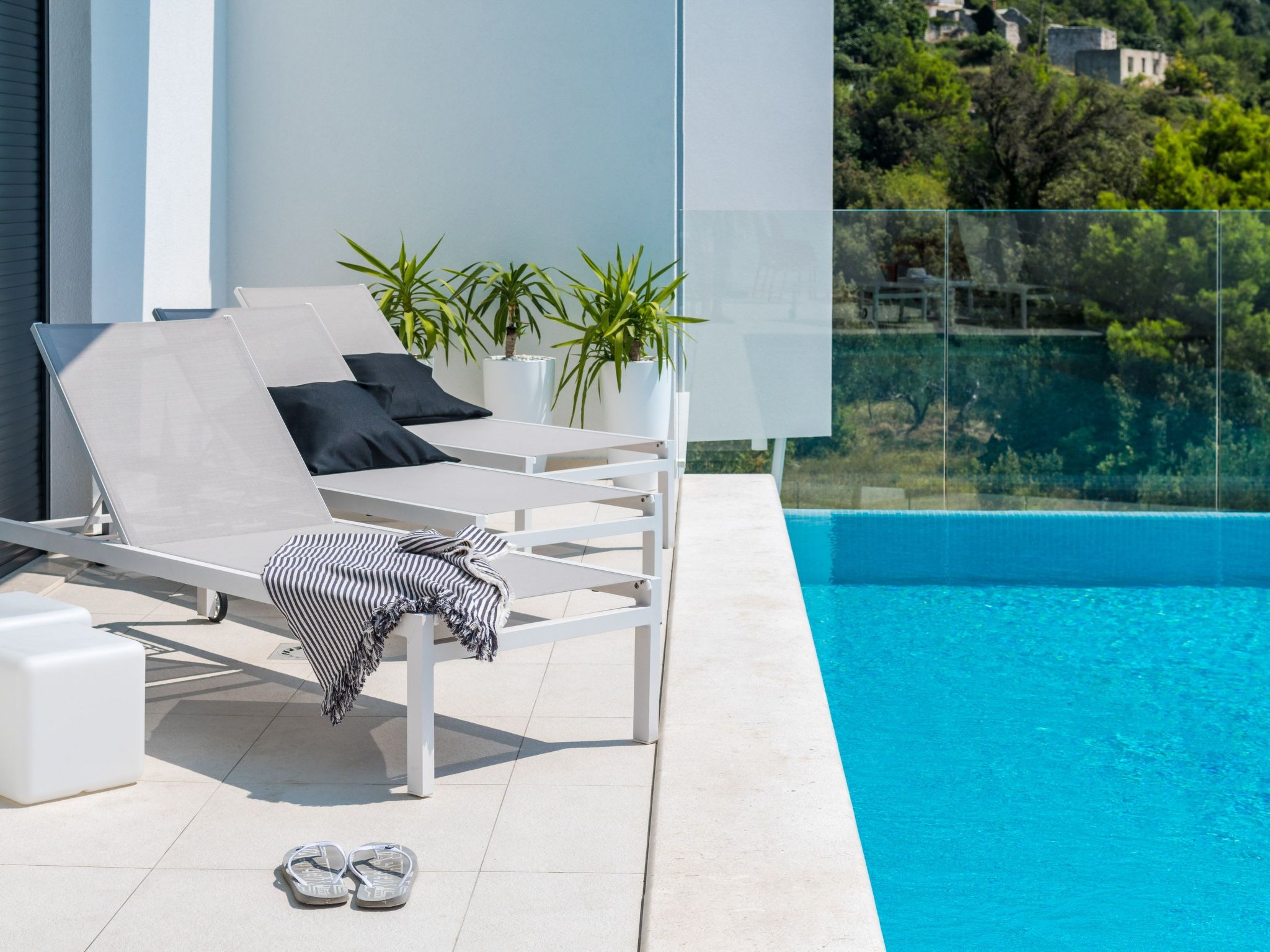 Schöne Villa Zvizdan mit Infinity-Pool-Inside