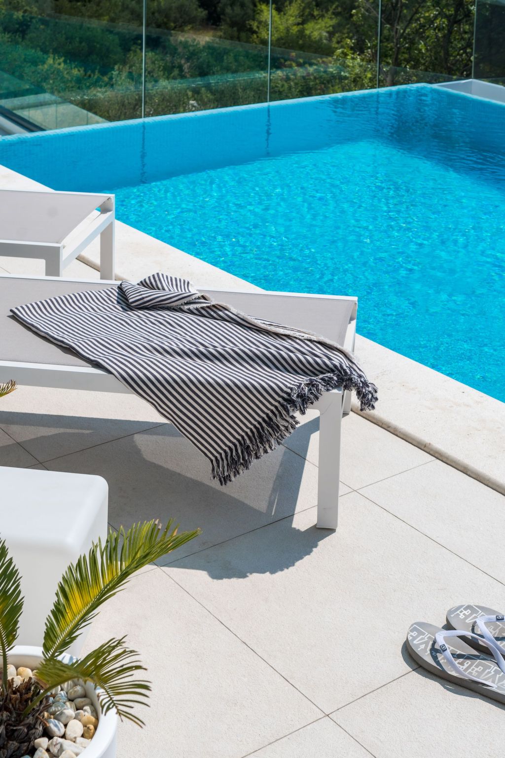 Schöne Villa Zvizdan mit Infinity-Pool-Inside