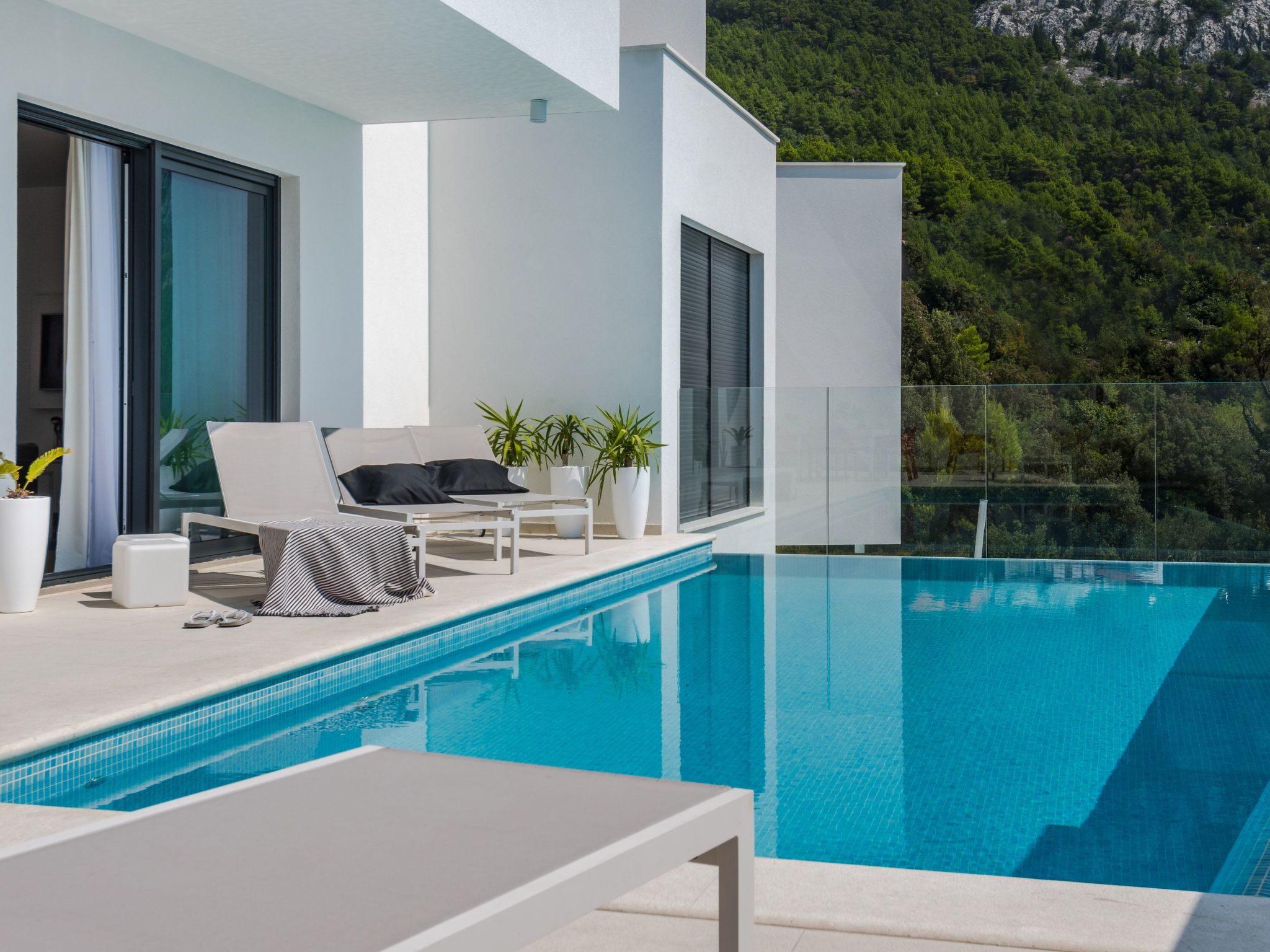 Schöne Villa Zvizdan mit Infinity-Pool-Inside