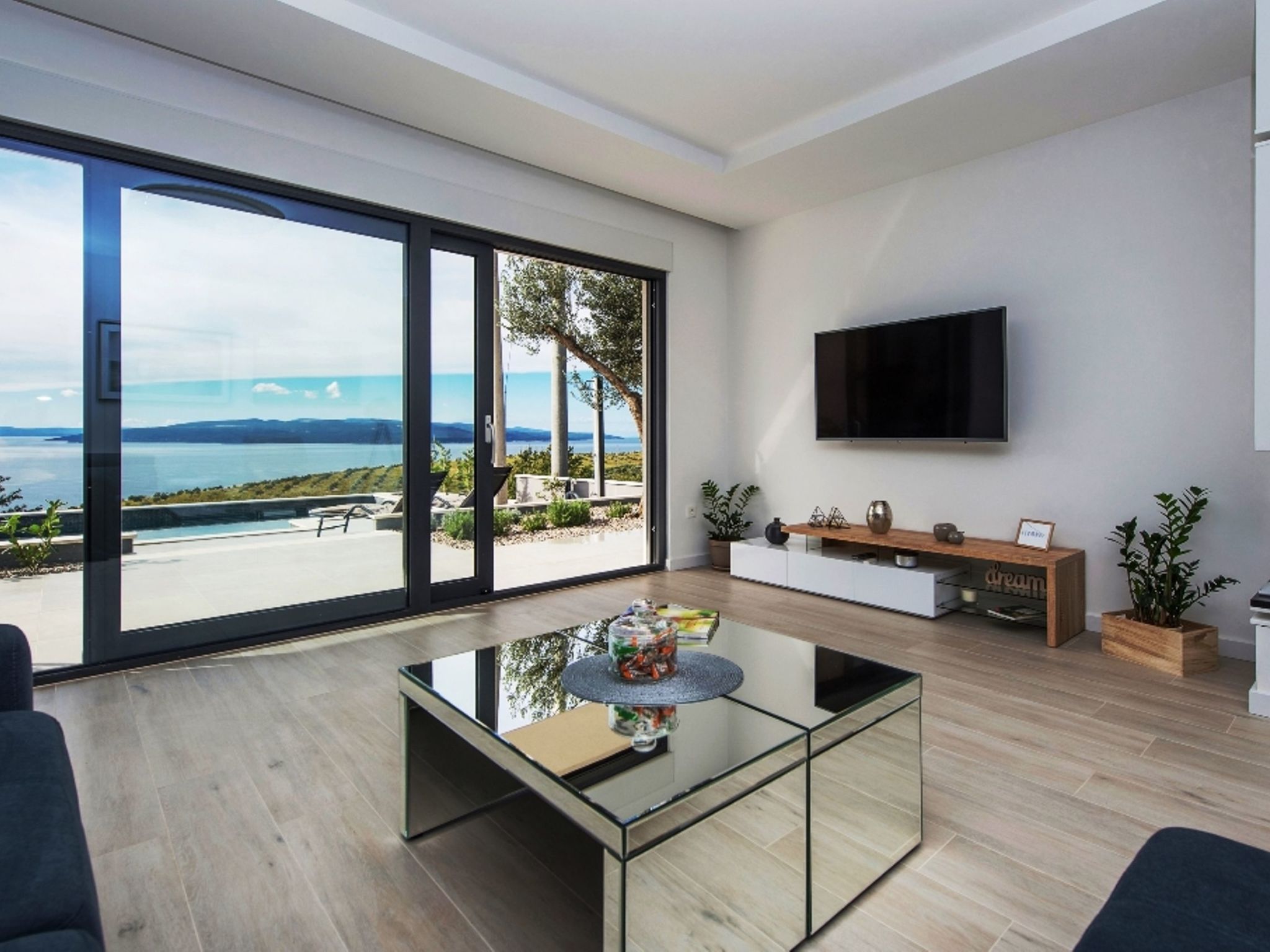 Villa Kuk mit beheiztem Pool-Dedans