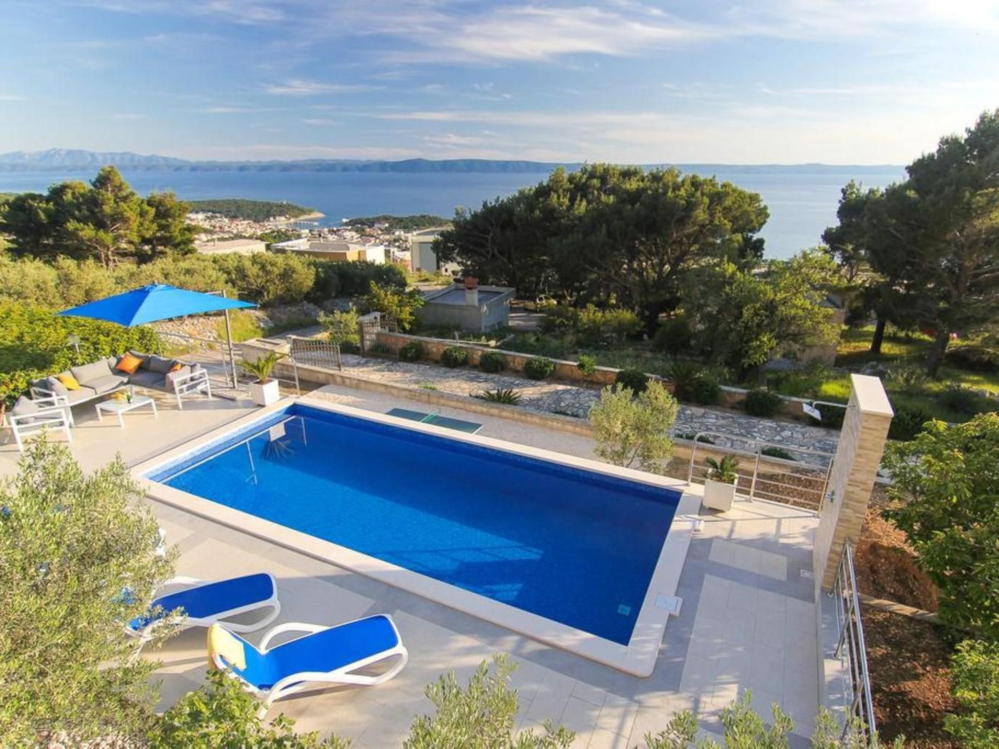 Villa Levanda mit privatem Pool — view 1 of 43