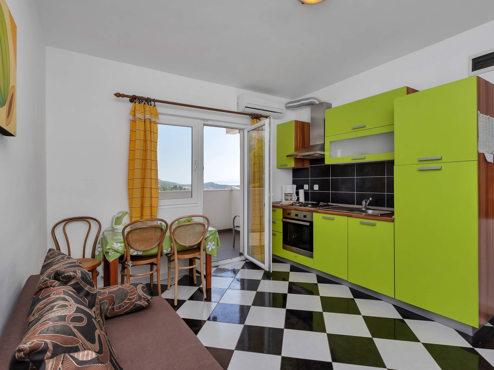 Wohnung in Zelenka mit Gemeinschaftspool-Image-tags.info