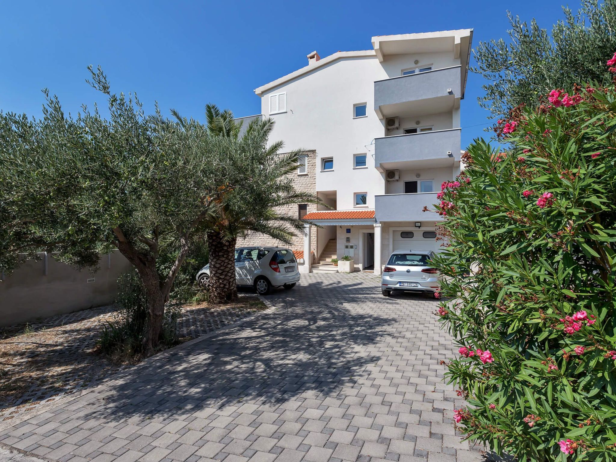 Wohnung in Zelenka mit Gemeinschaftspool-Image-tags.info