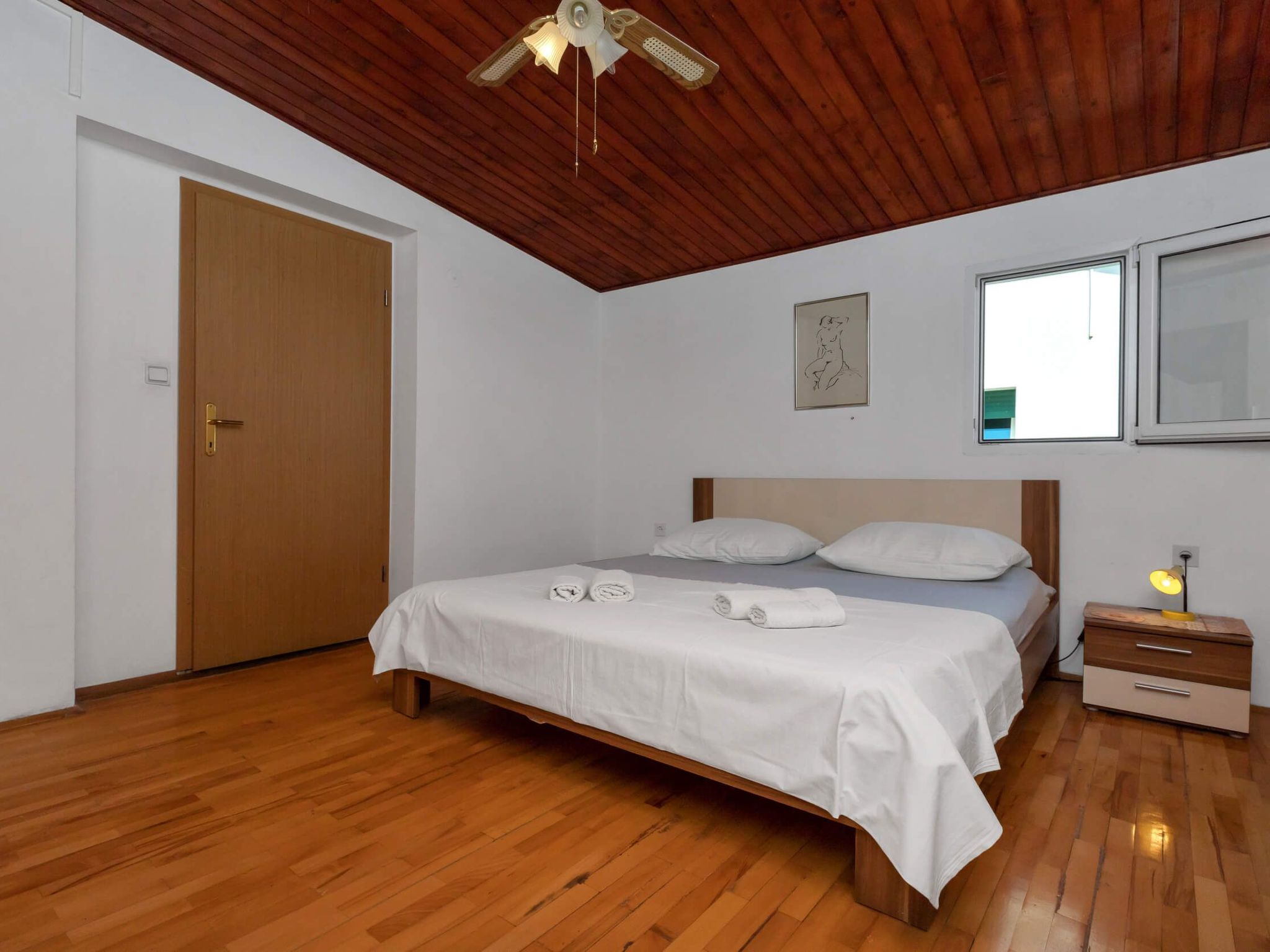 Vele Duplex-Wohnung mit Terrassen und Meerblick-Image-tags.info