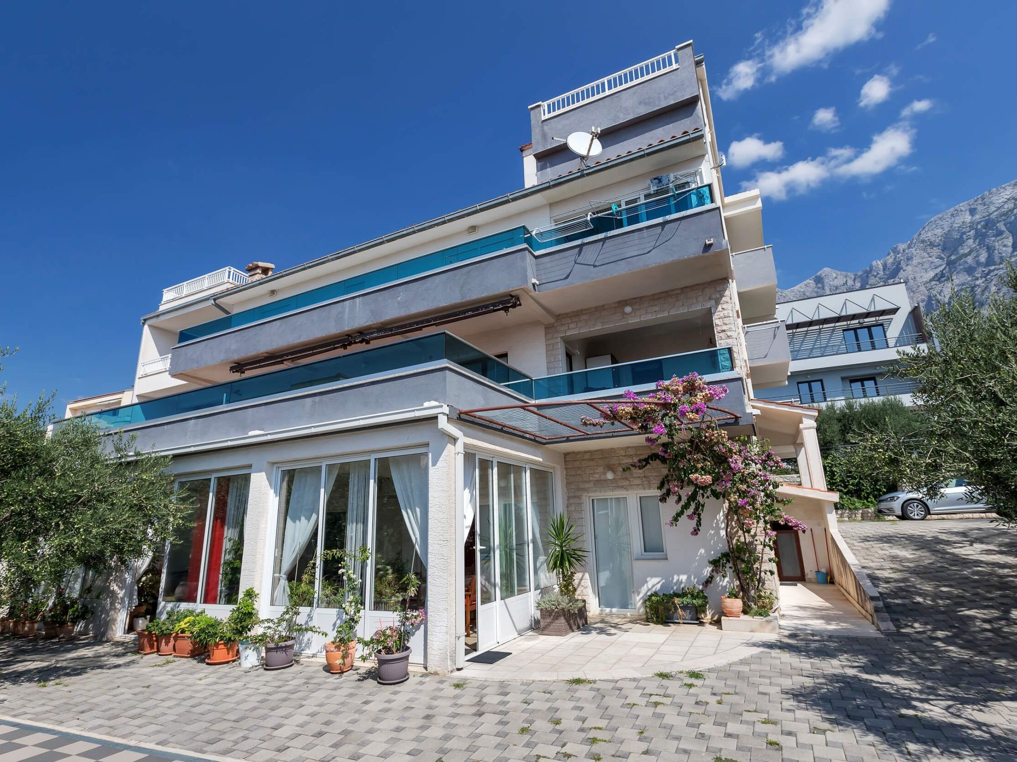 Vele Duplex-Wohnung mit Terrassen und Meerblick-Image-tags.info