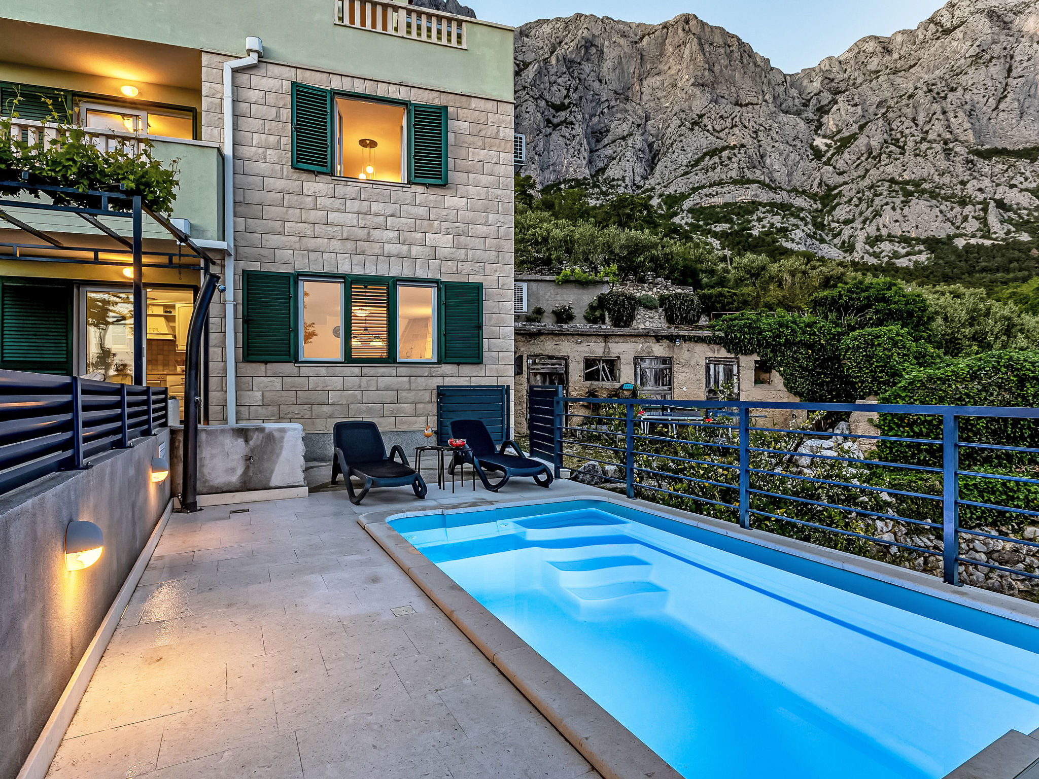 In Veliko Brdo mit Privatem Pool - Draußen