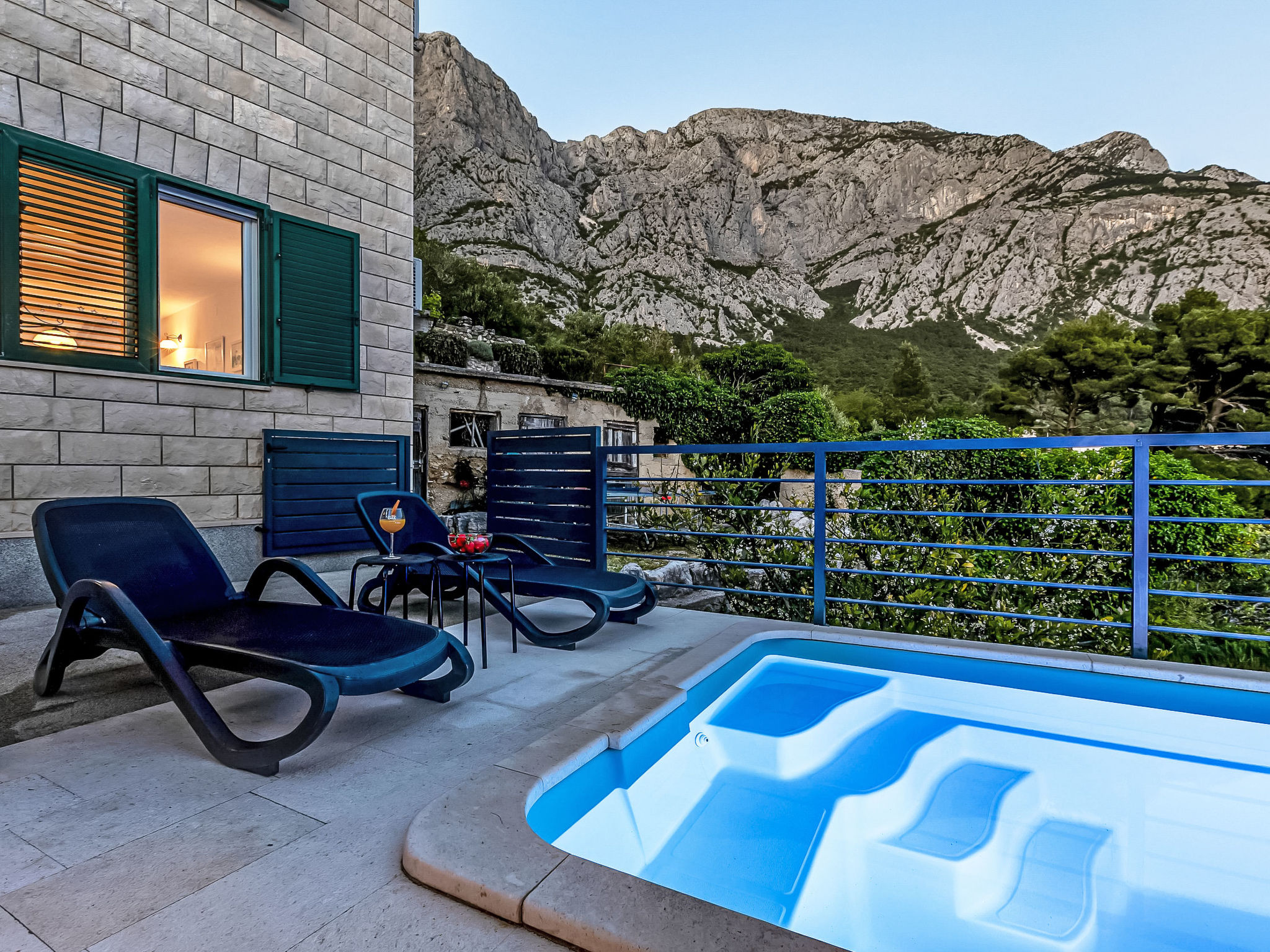 In Veliko Brdo mit Privatem Pool - Draußen