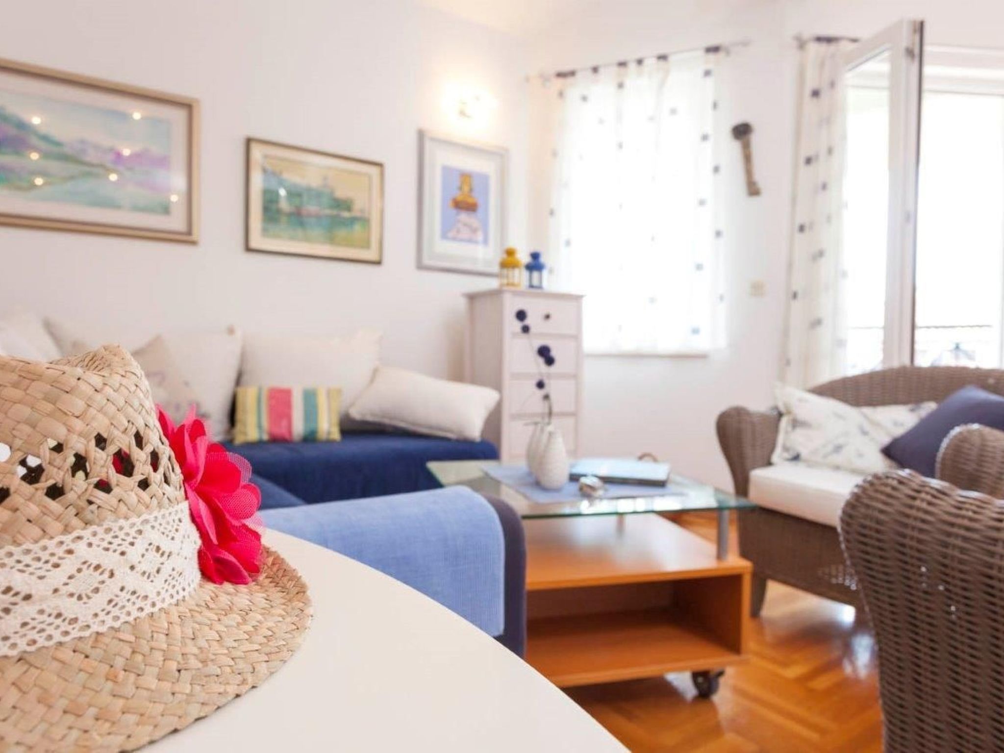 Mit Blick auf das Wasser-Binnen