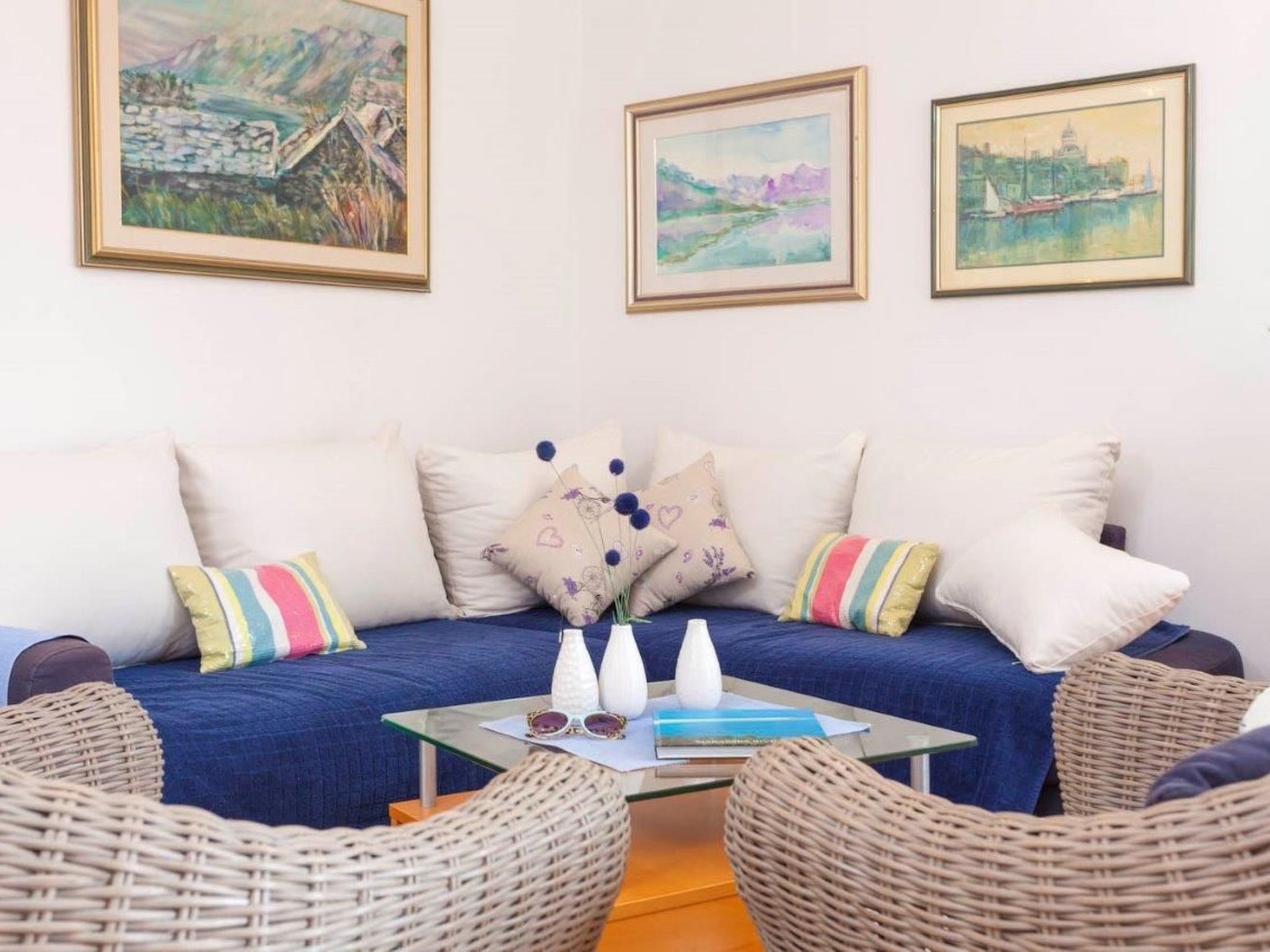 Mit Blick auf das Wasser-Binnen