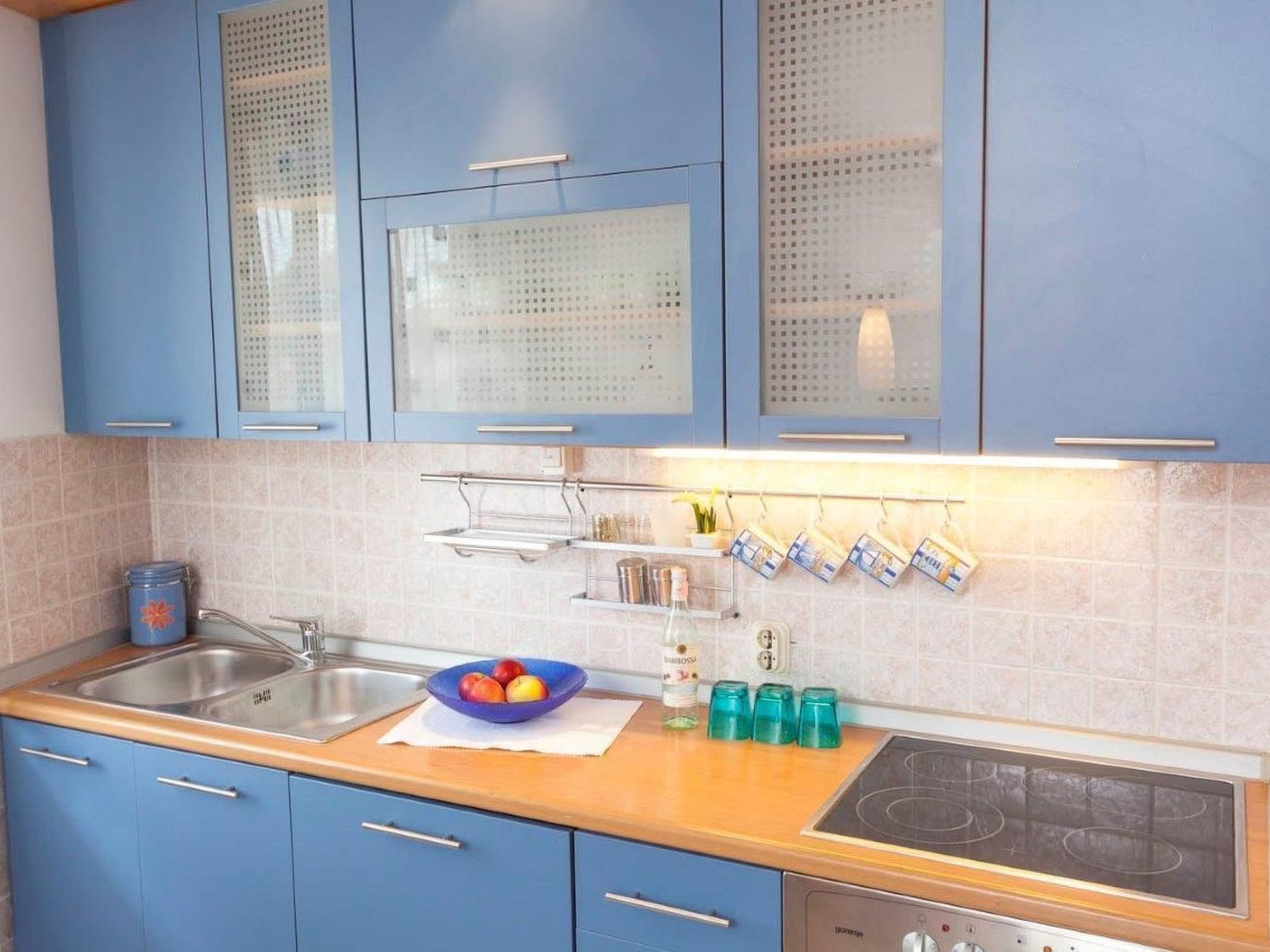 Mit Blick auf das Wasser-Binnen