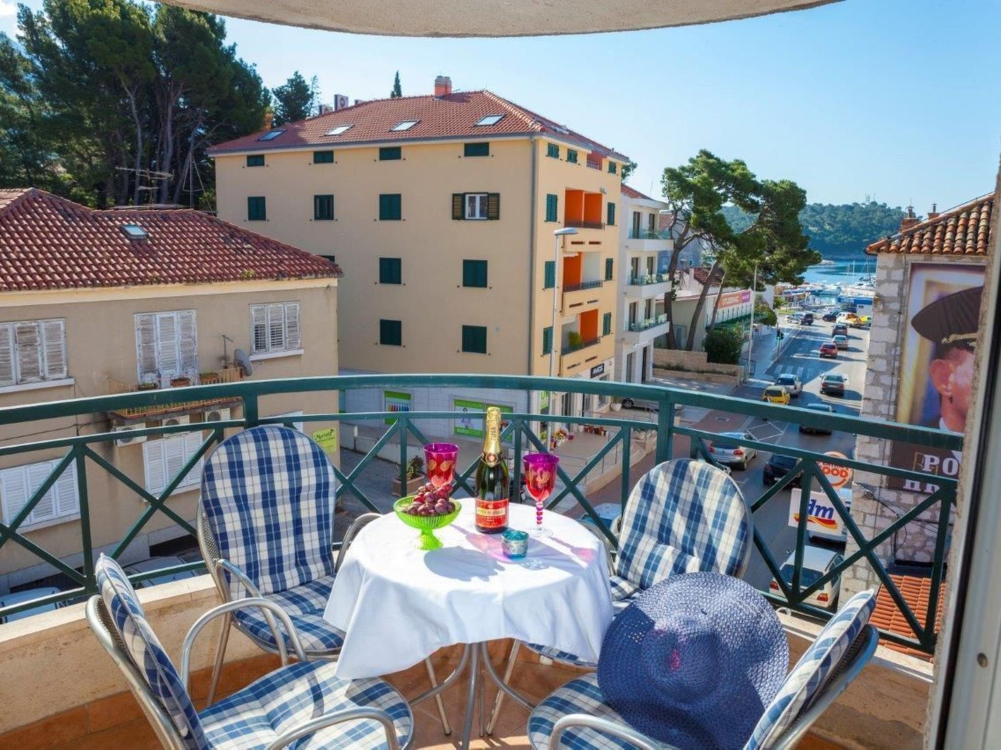 Mit Blick auf das Wasser-Image-tags.info