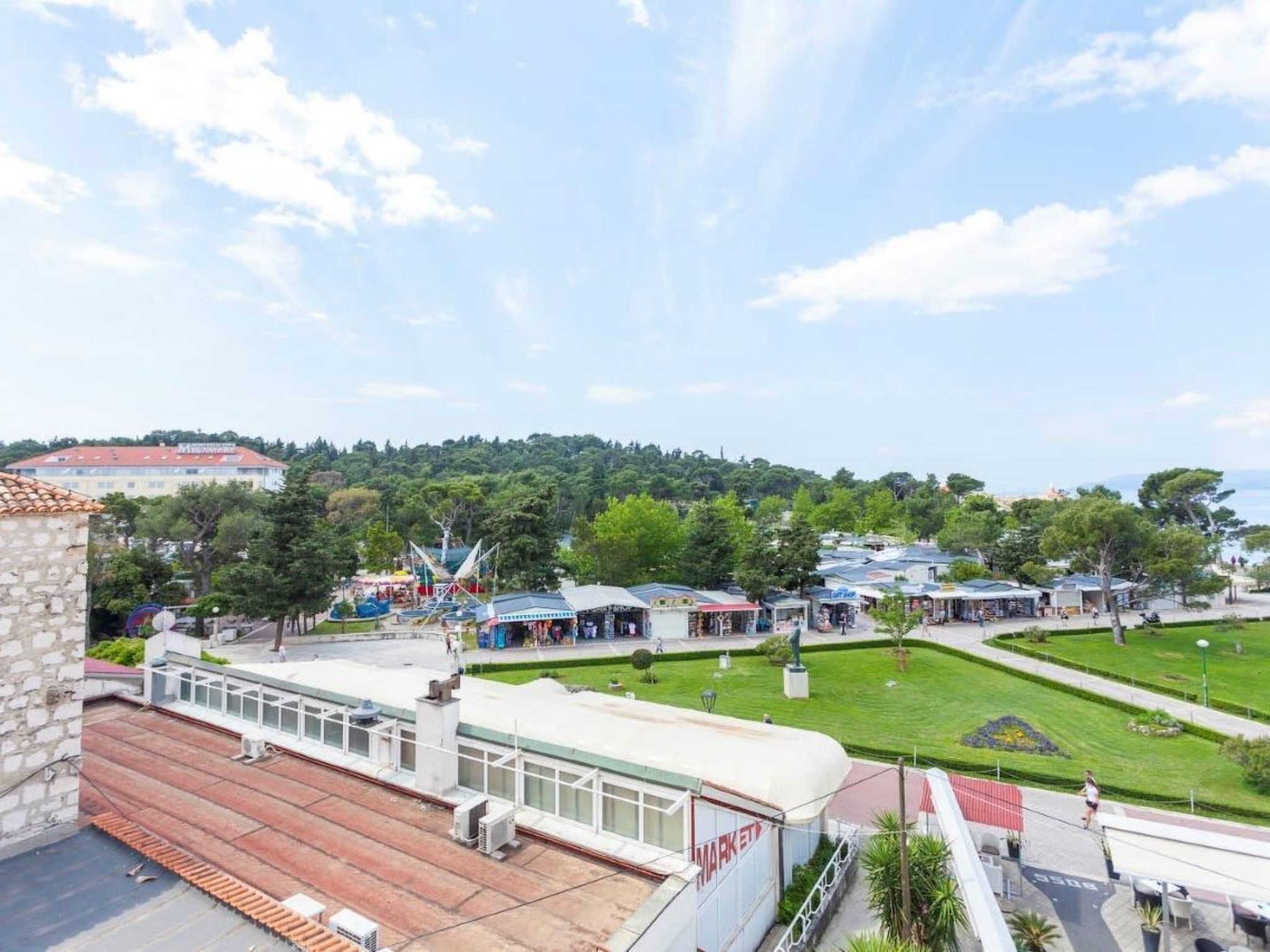 Mit Blick auf das Wasser-Buiten