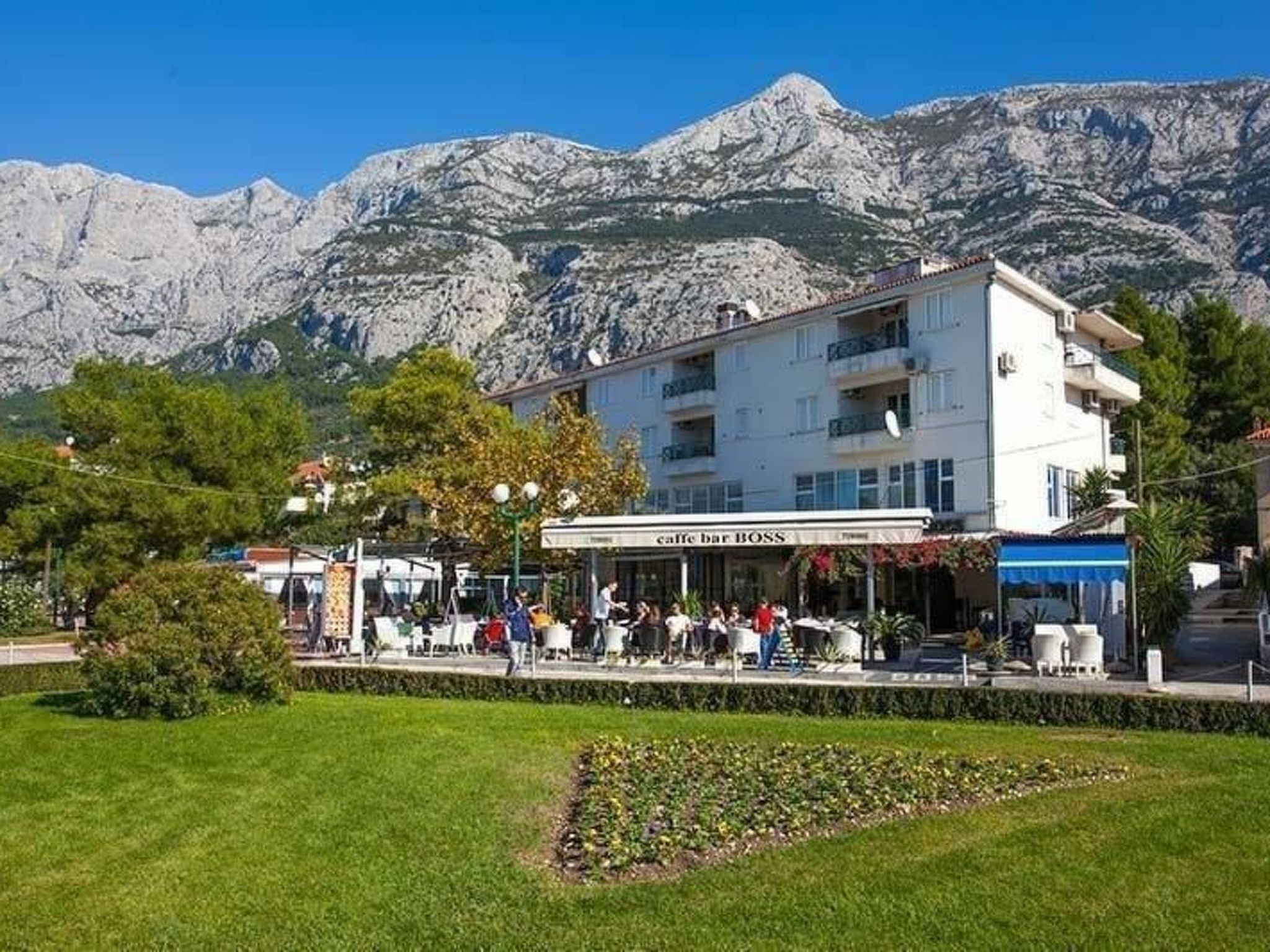 Mit Blick auf das Wasser-Image-tags.info