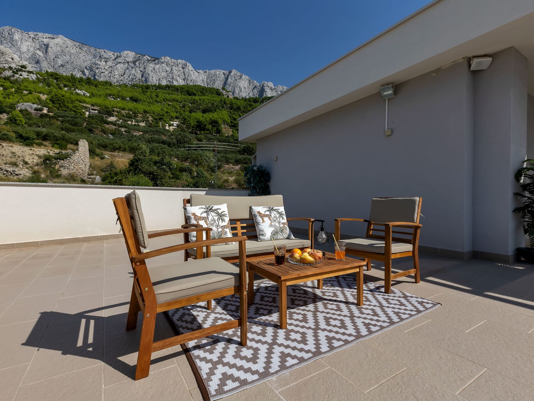 Villa inmitten der Natur in ruhiger Lage-Binnen