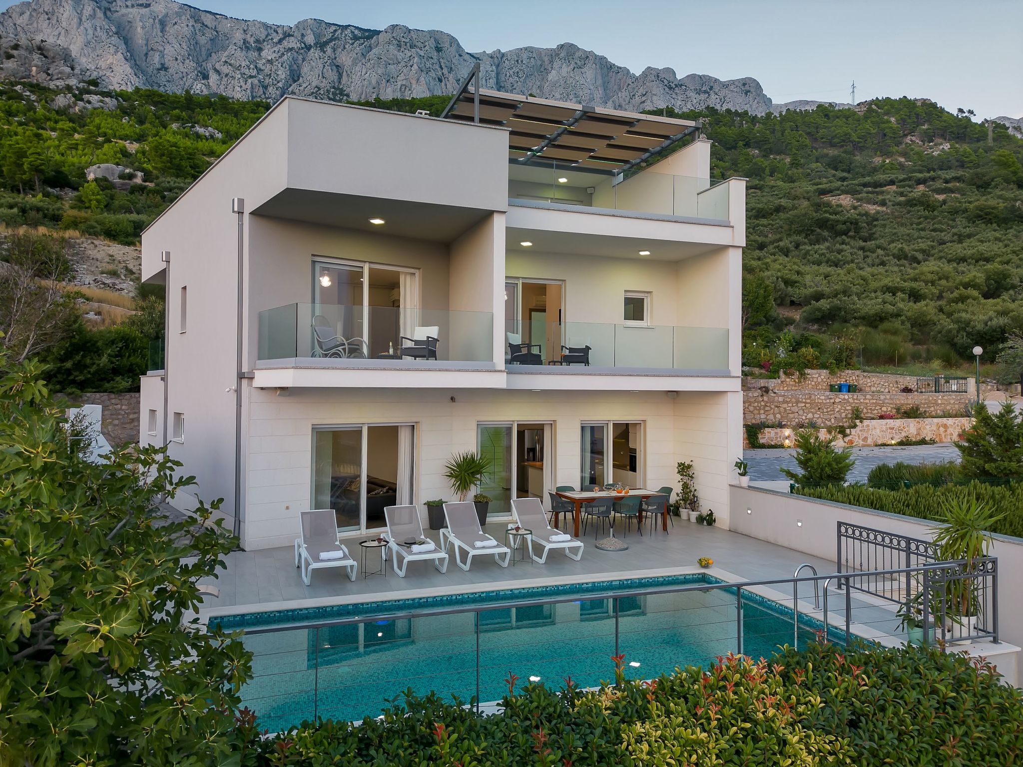 Villa inmitten der Natur in ruhiger Lage-Binnen